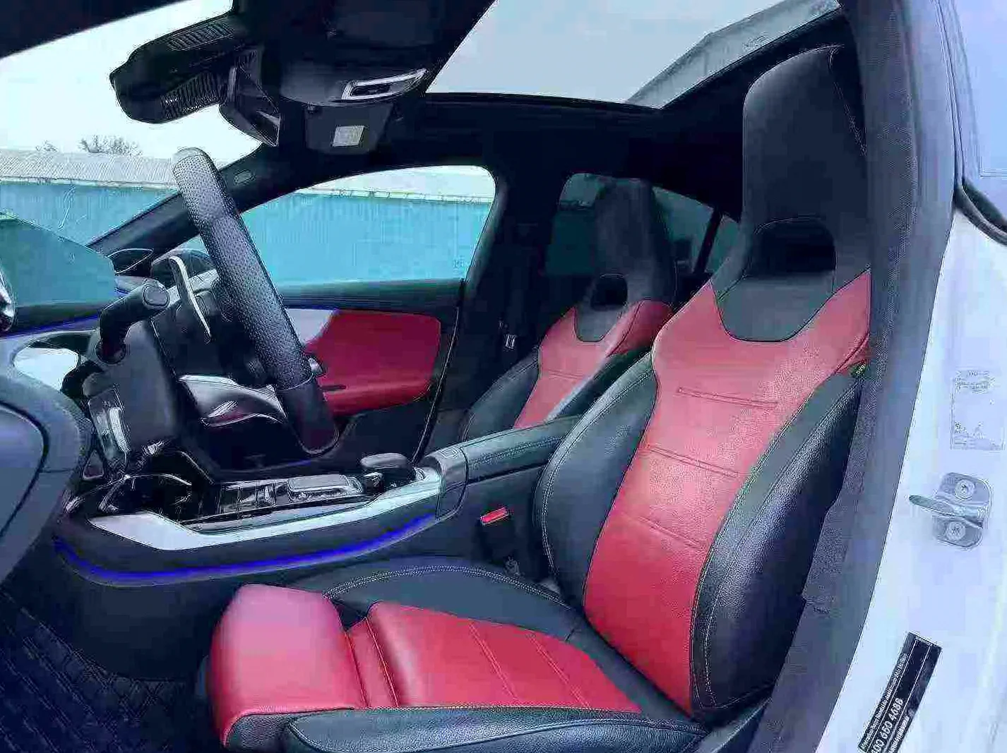 奔驰AMG 内饰后排