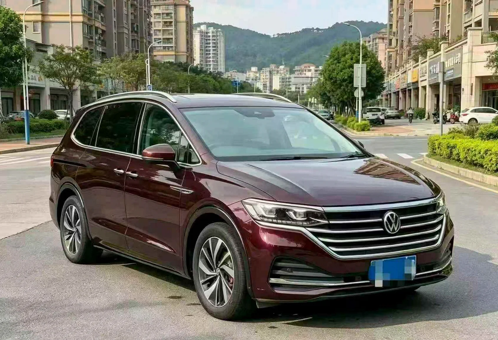 大众威然 正面外观二