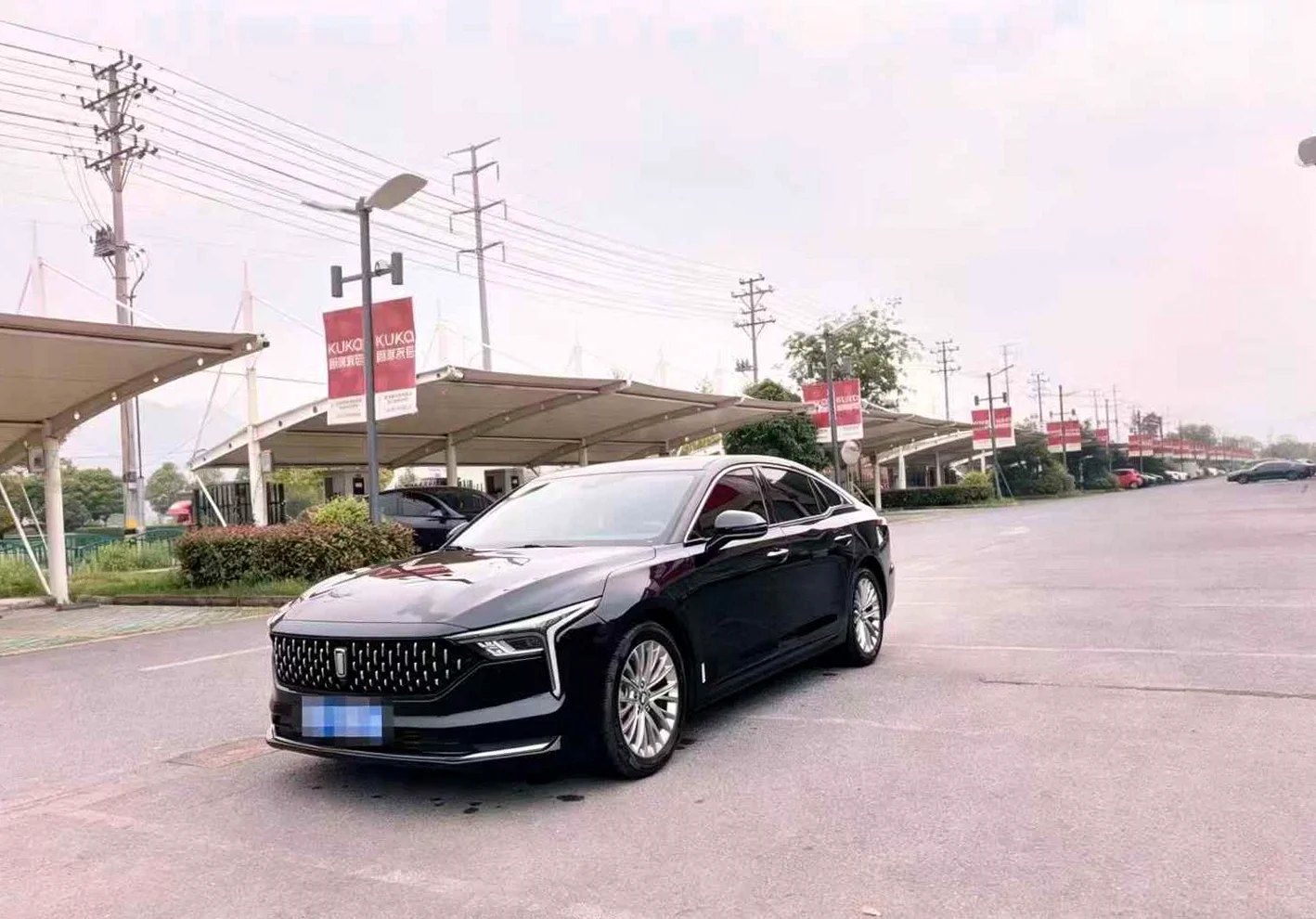 奔腾B70 后面外观二