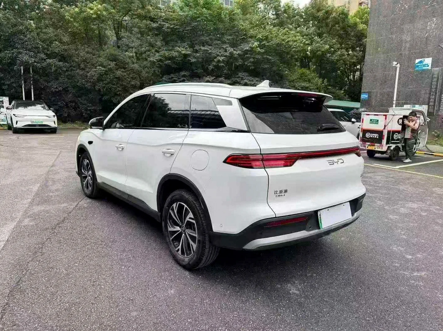 比亚迪宋 后面外观三