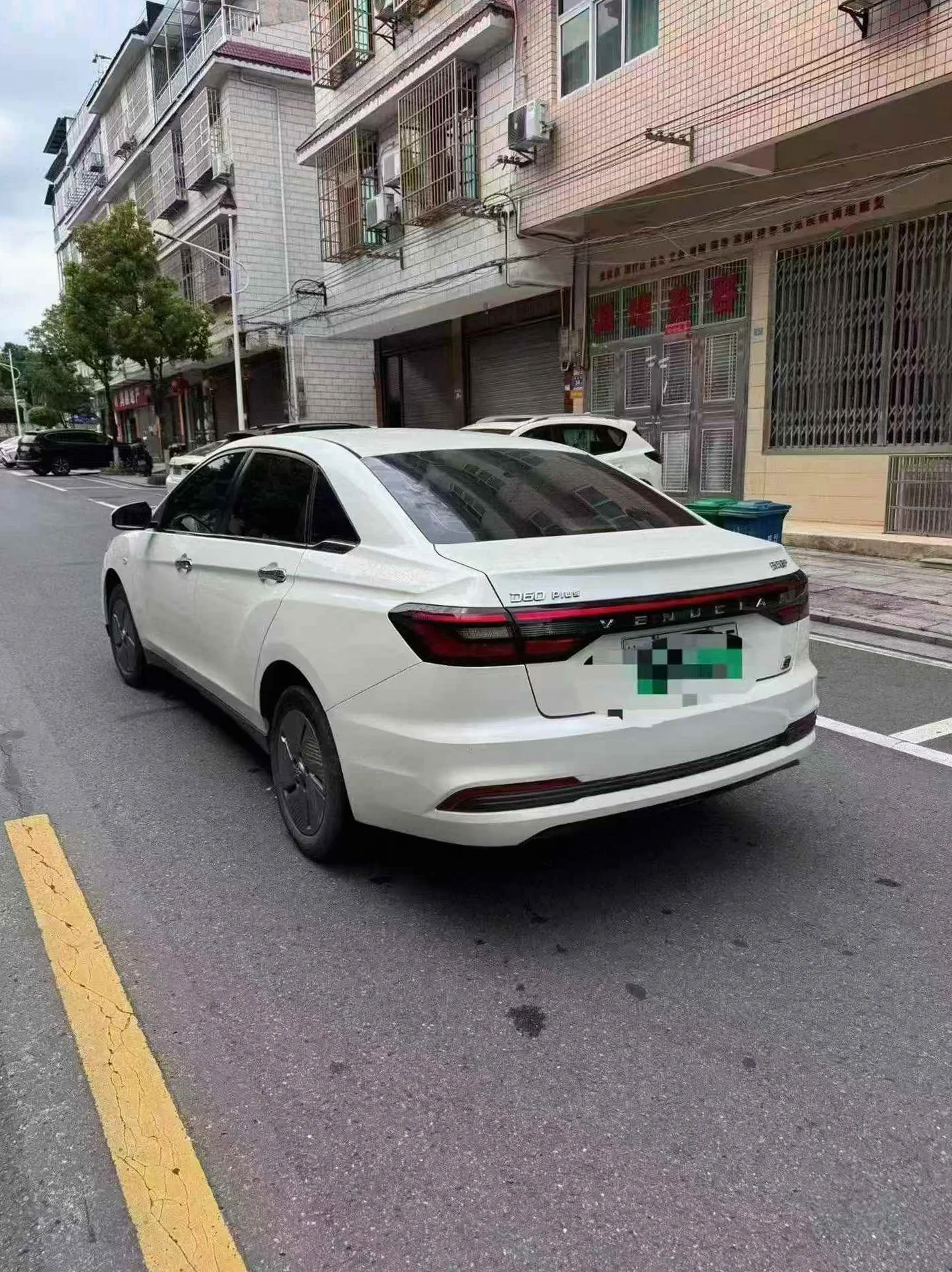 启辰D60 驾驶室