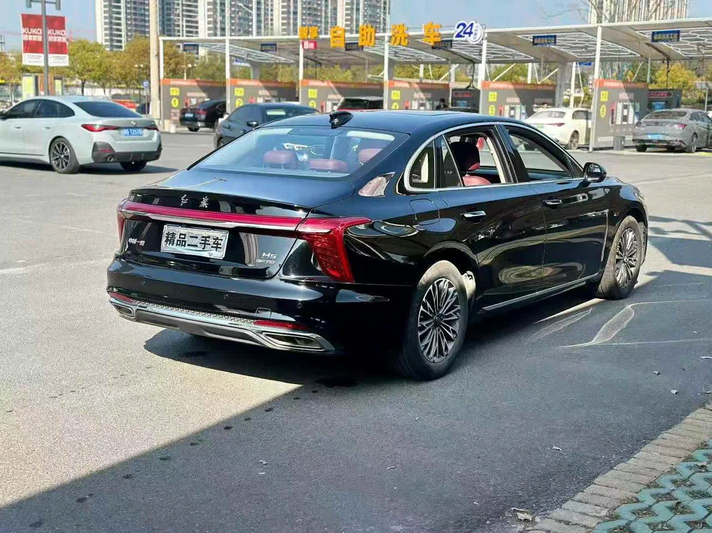 红旗H5 后面外观二