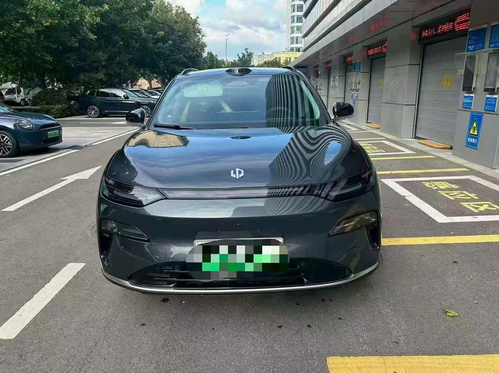 零跑汽车C11 正面外观二