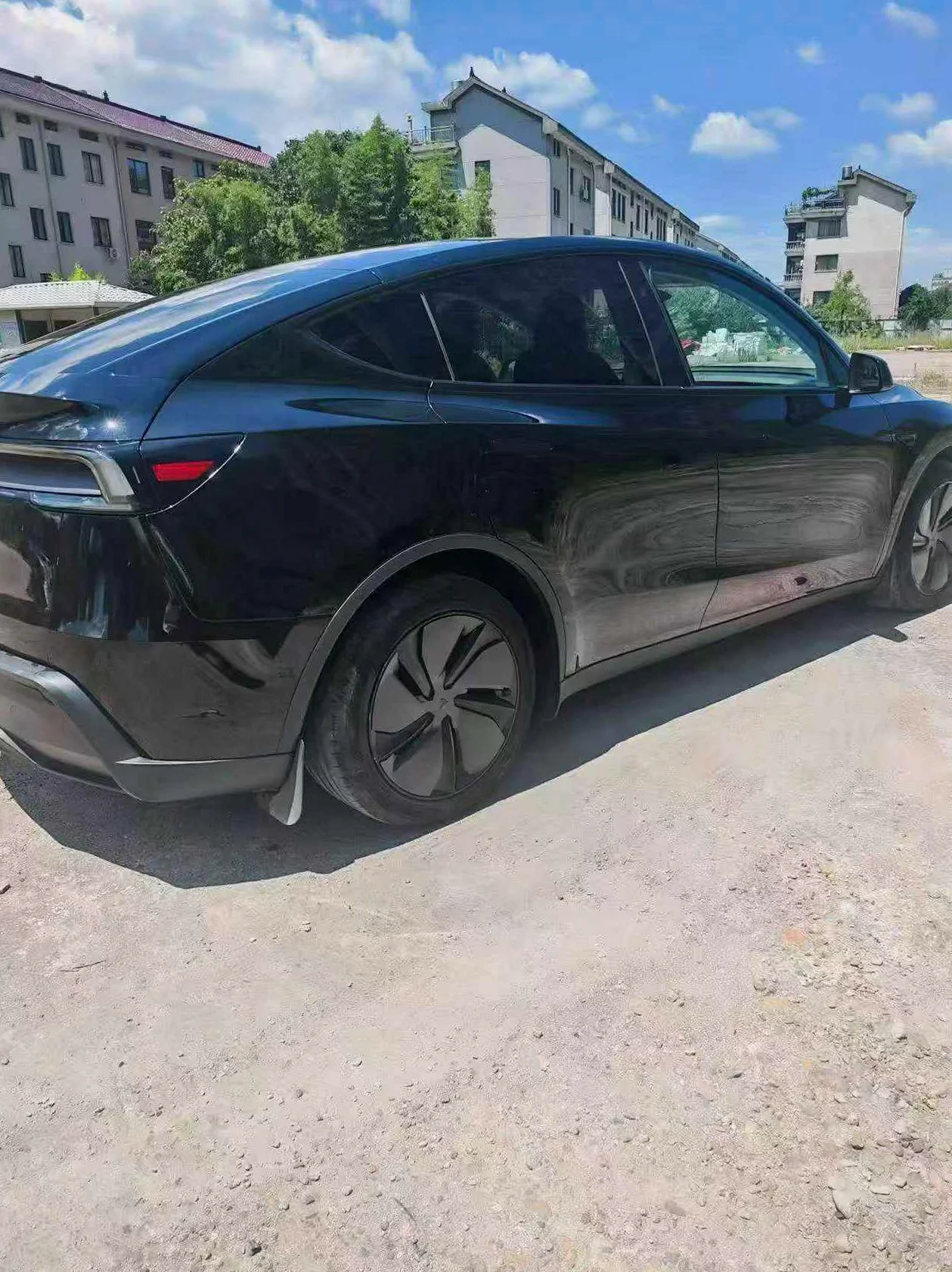 特斯拉MODEL 正面外观三
