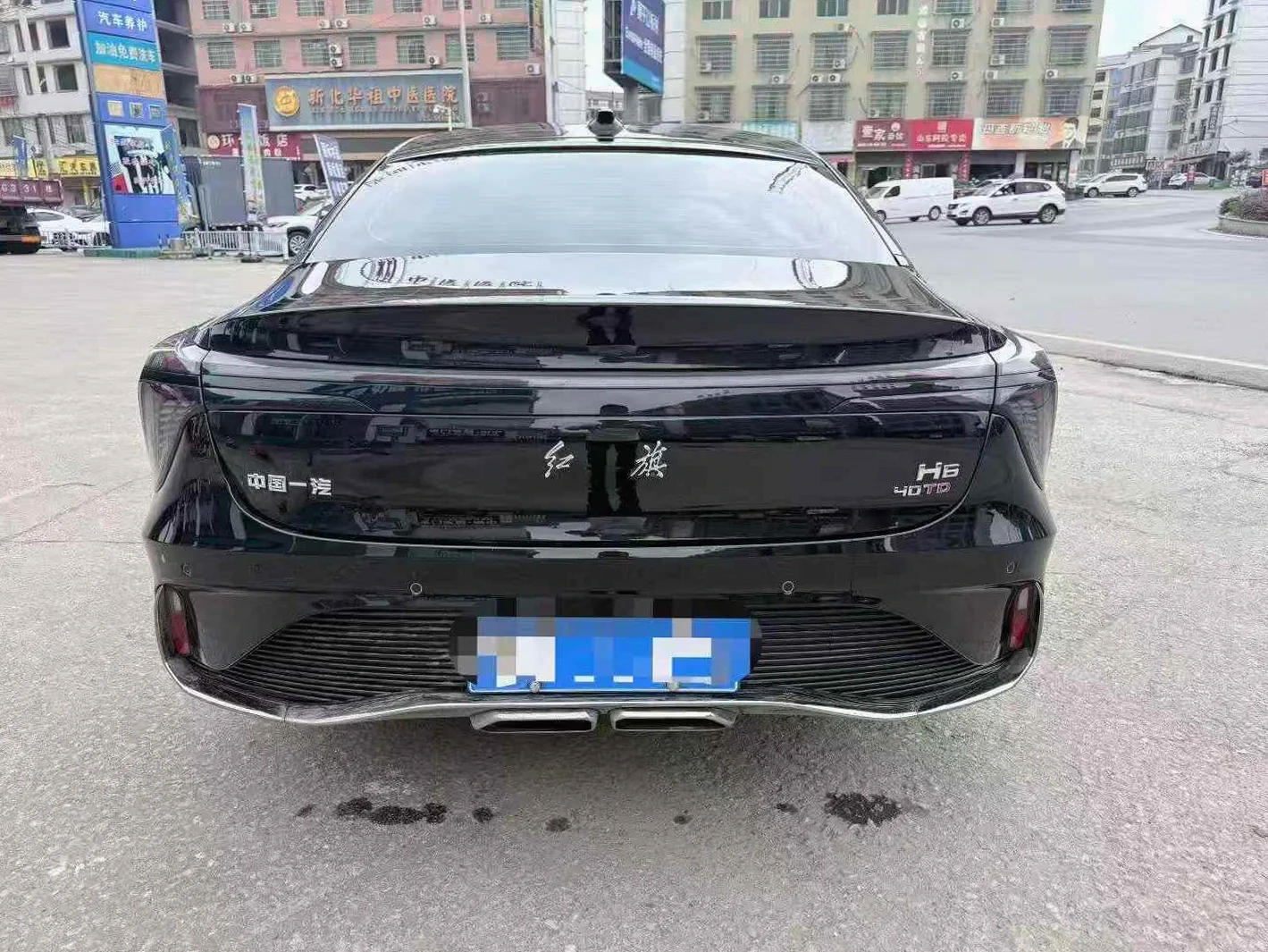 红旗H5 驾驶室