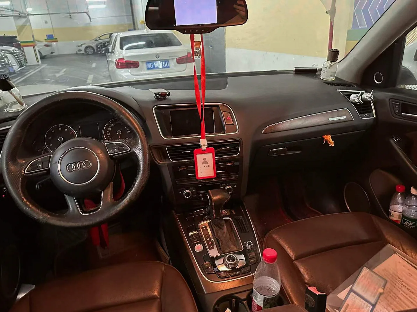 奥迪Q5 后面外观三