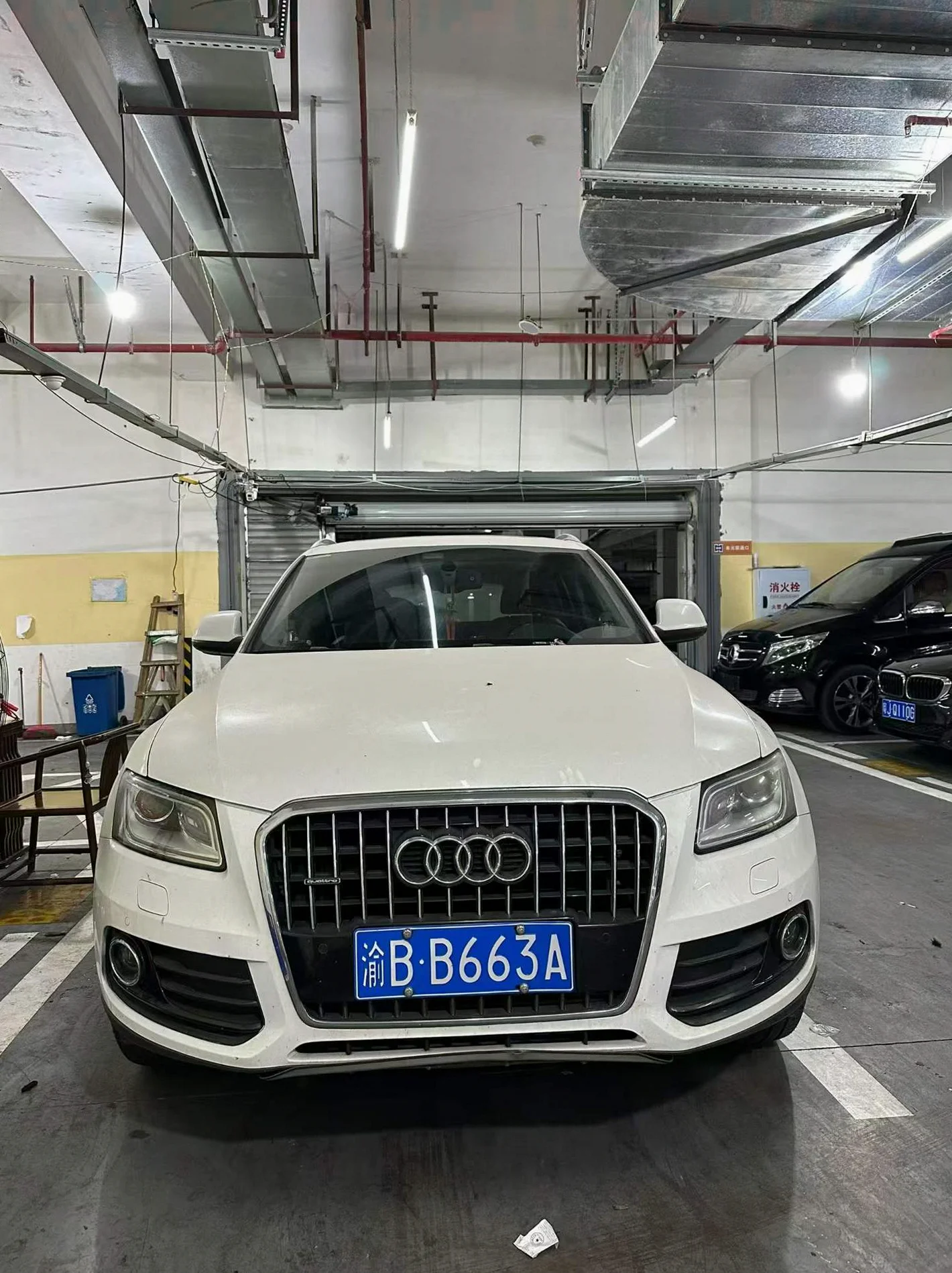 13年奥迪Q5 2.0T四驱豪华配置