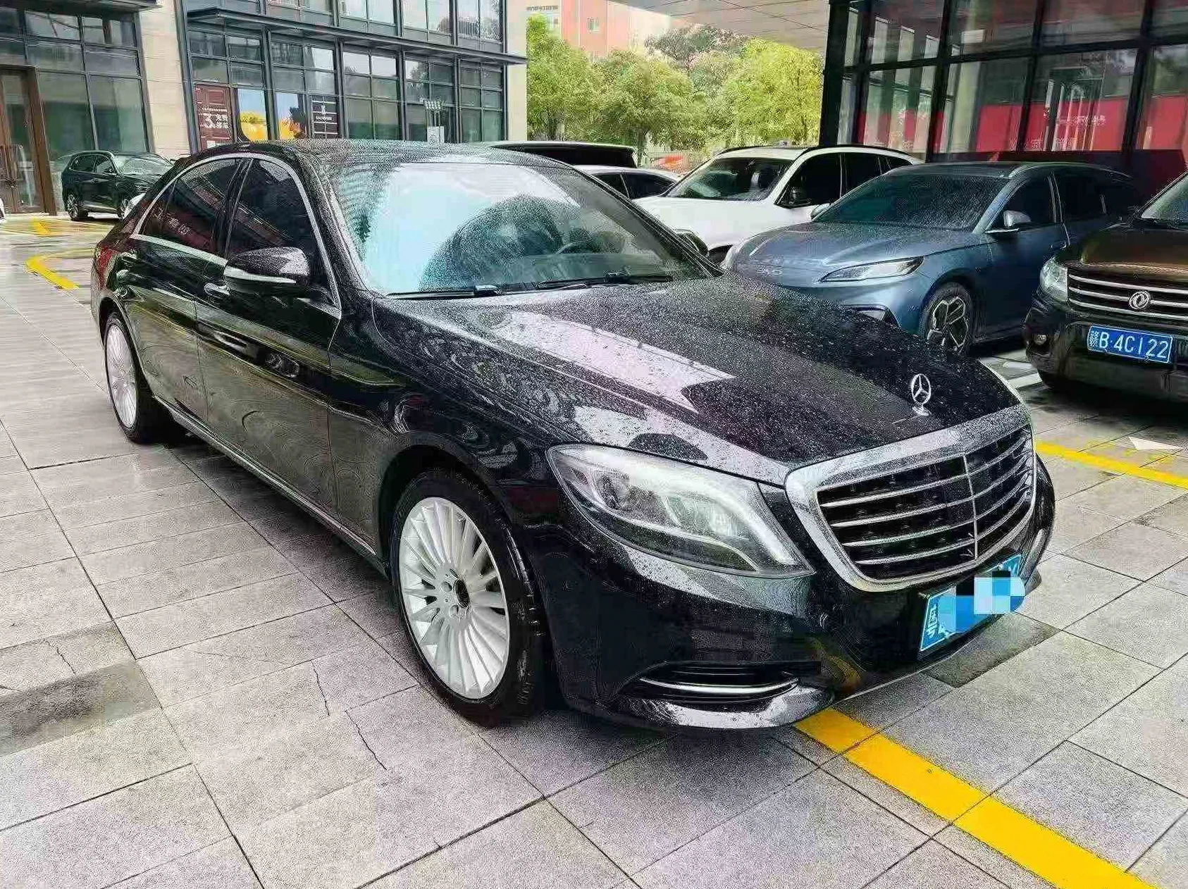 14年奔驰S500L商务型