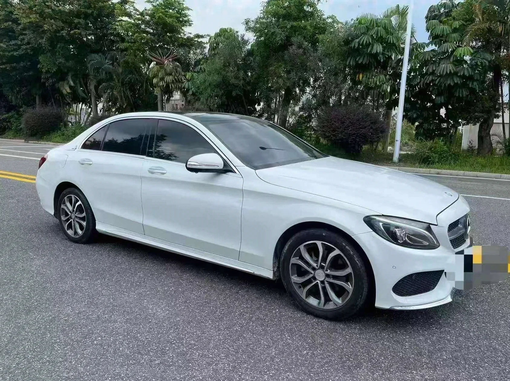 16年奔驰C200L高配