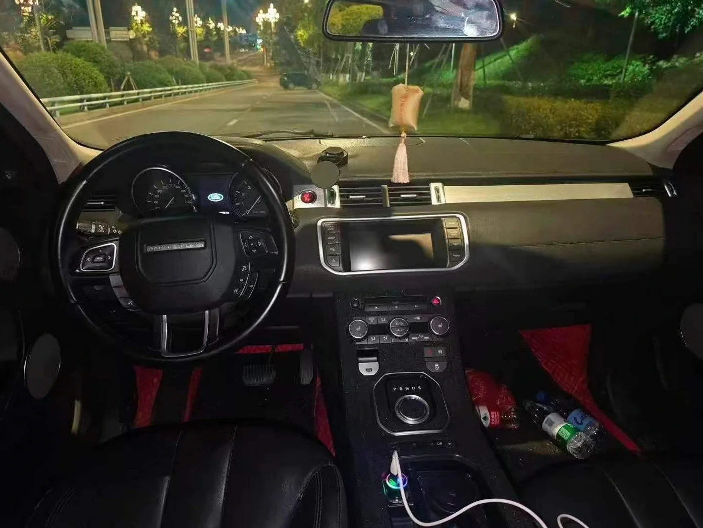 路虎极光 后面外观二