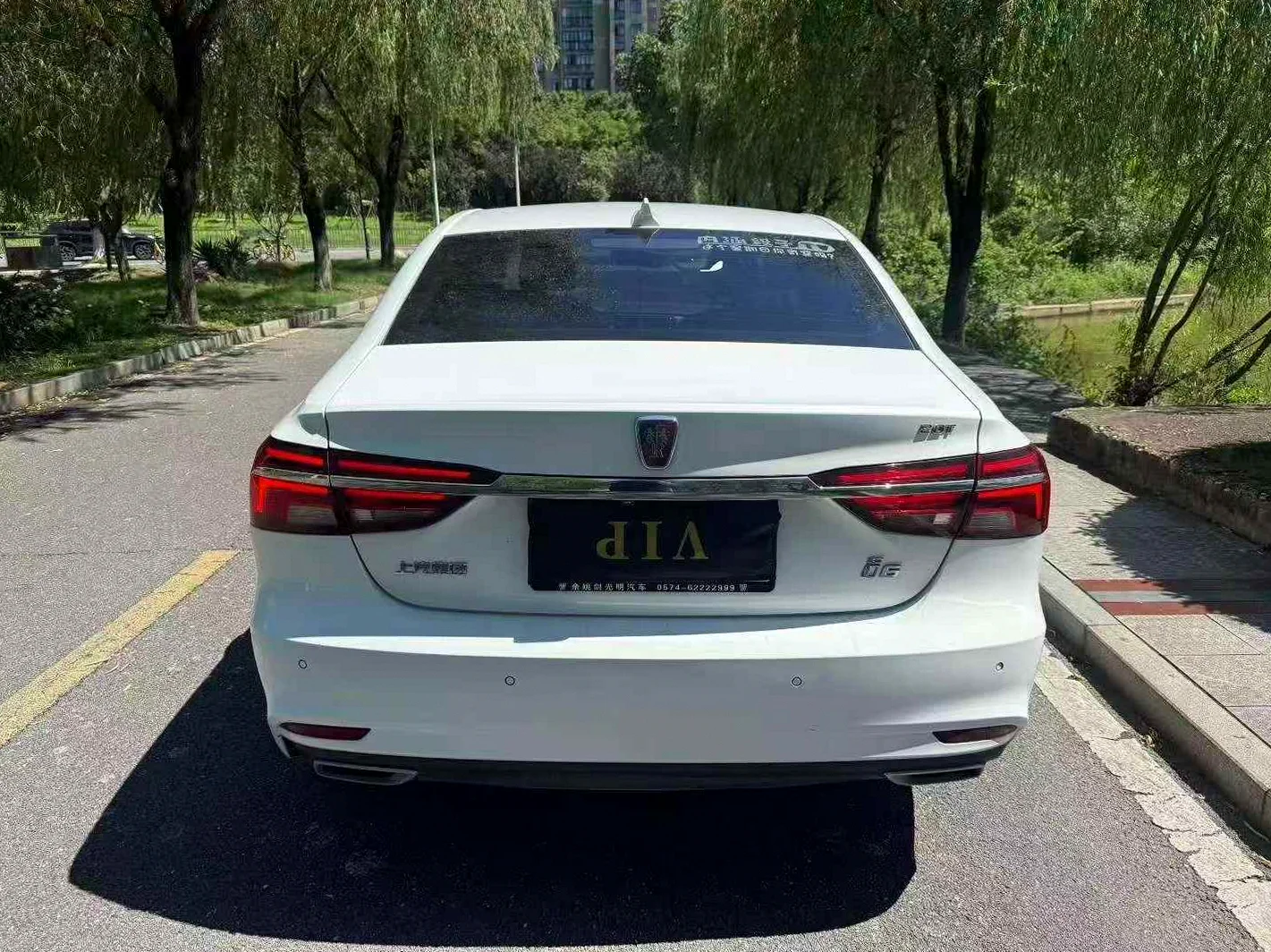 荣威i6 驾驶室