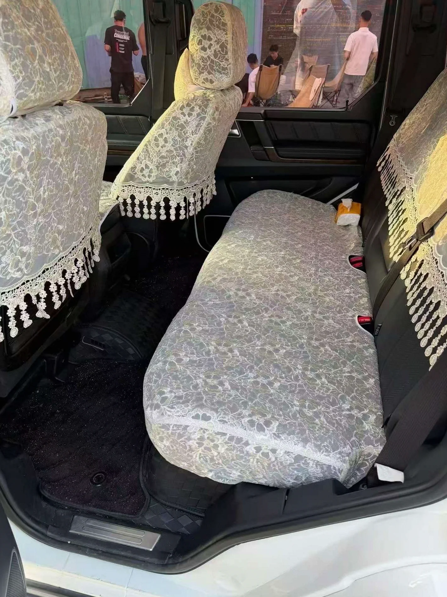 北京BJ80 后面外观二