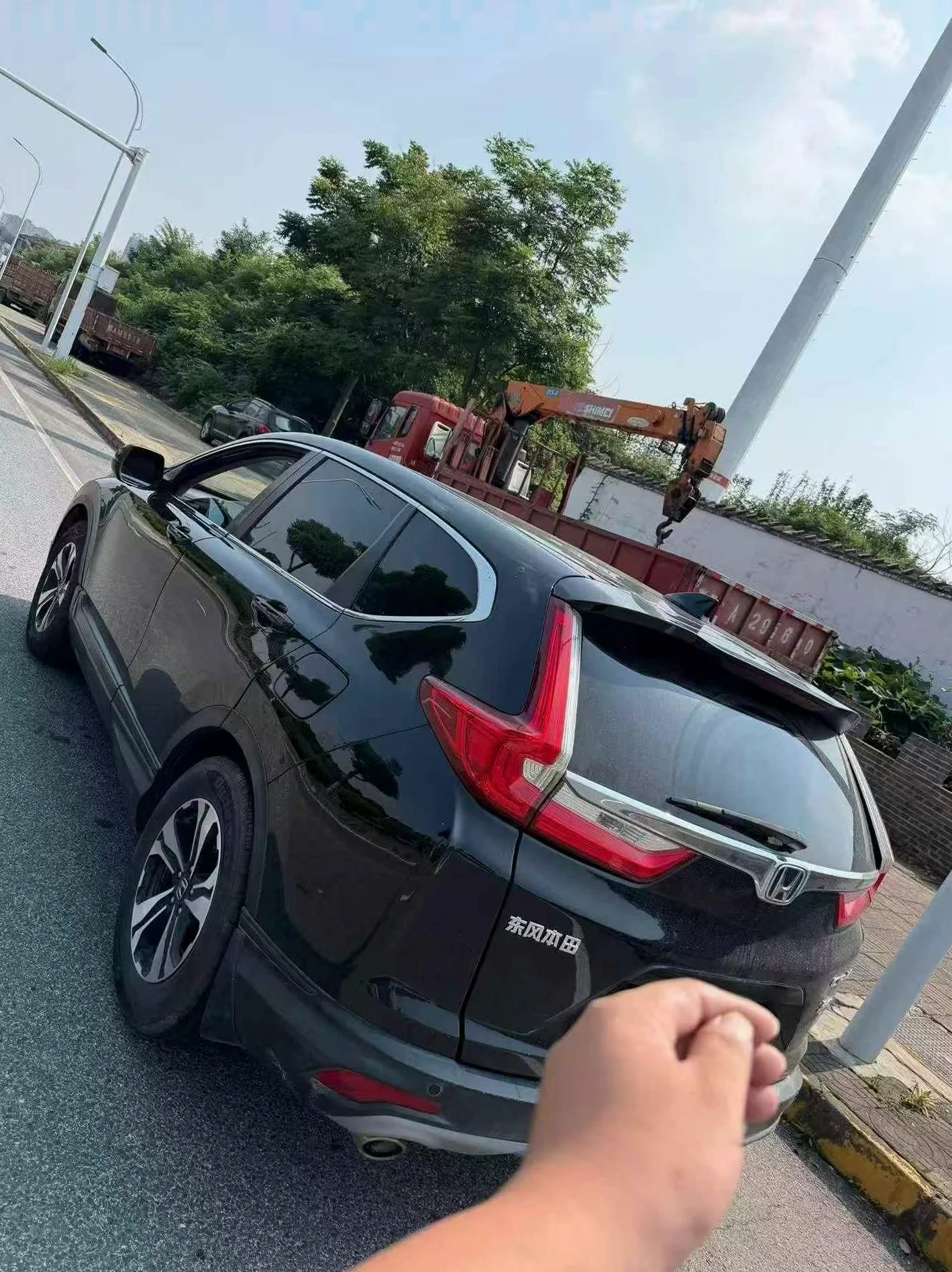 本田CRV 后面外观一