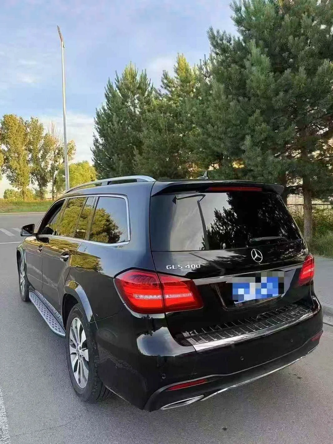奔驰GLS 内饰前排