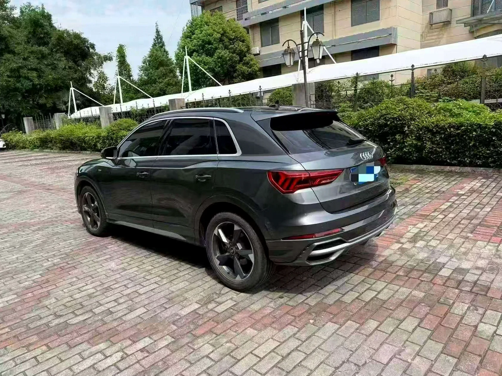 奥迪Q3 驾驶室