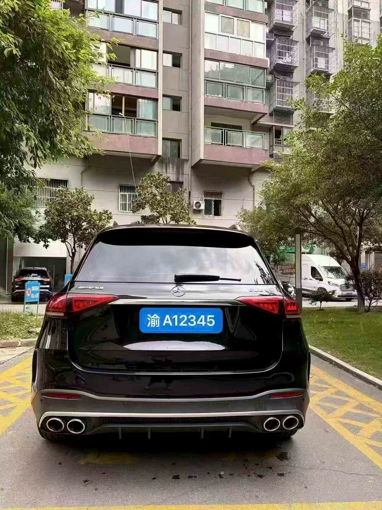 奔驰GLE 后面外观二