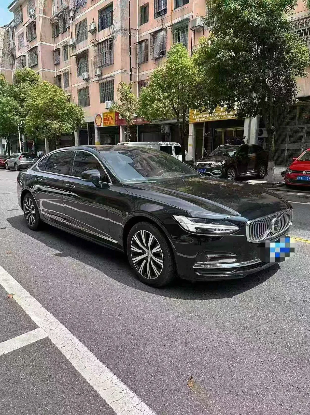 沃尔沃S90 正面外观三