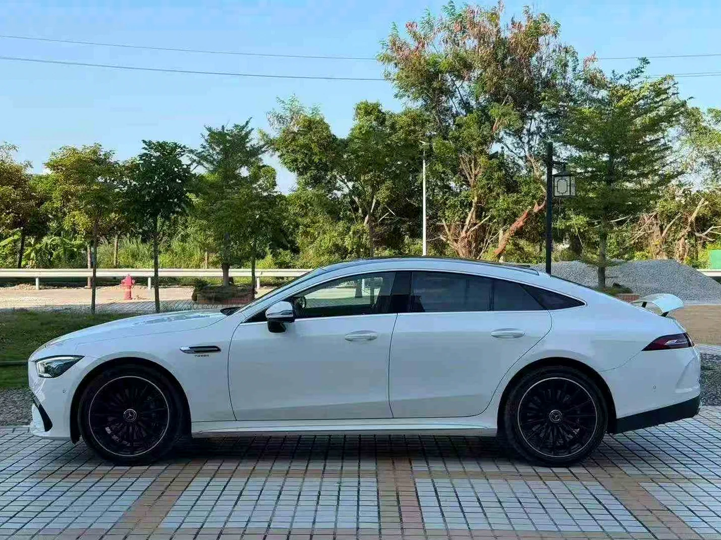 奔驰AMG 正面外观三