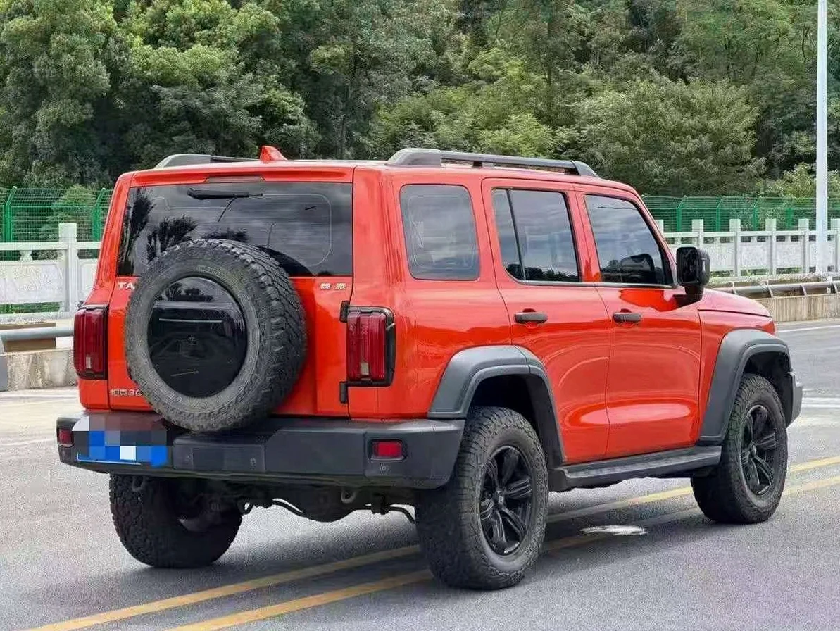 长城汽车300 后面外观三