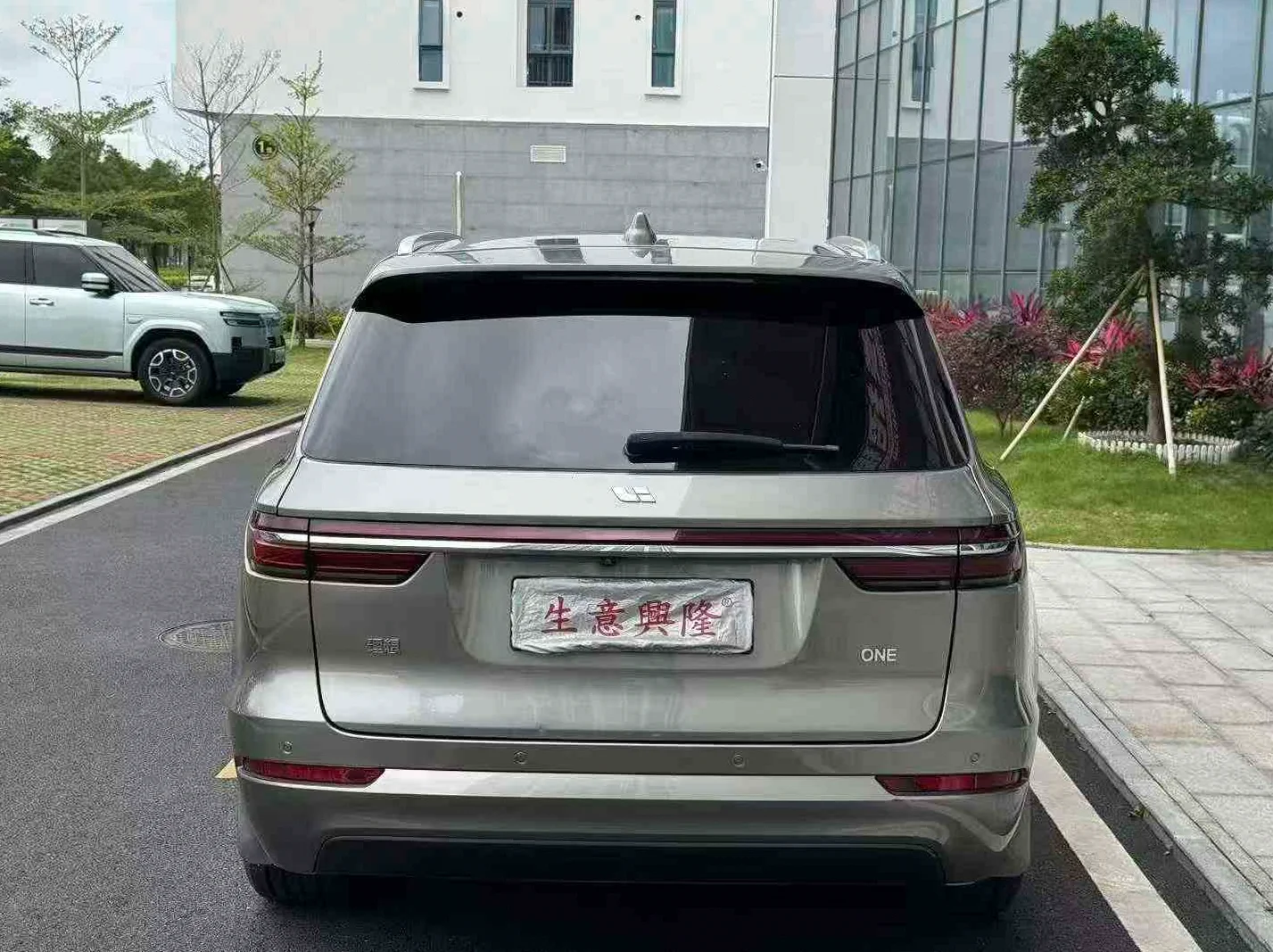 理想ONE 内饰后排