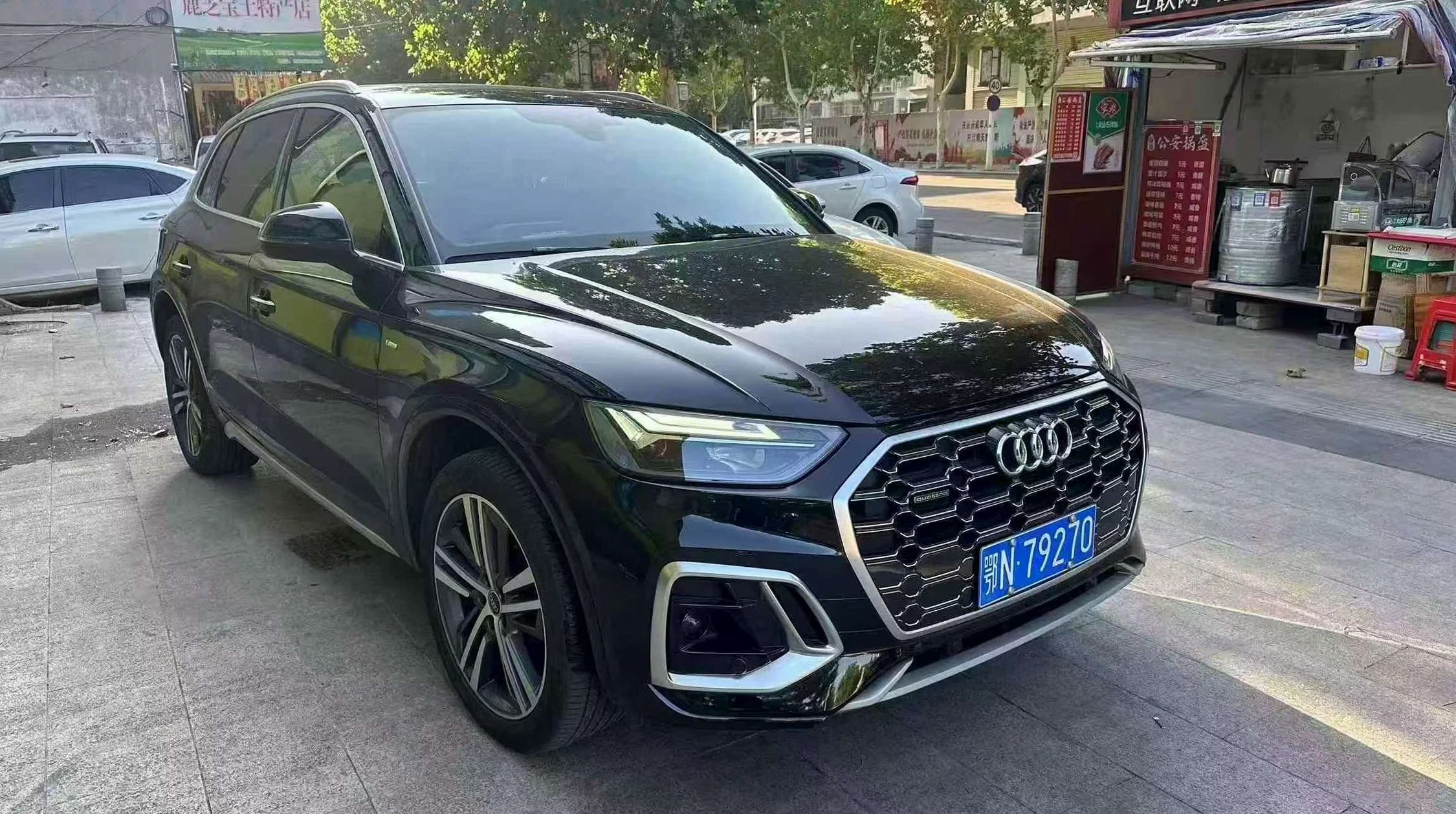 奥迪Q5 正面外观二