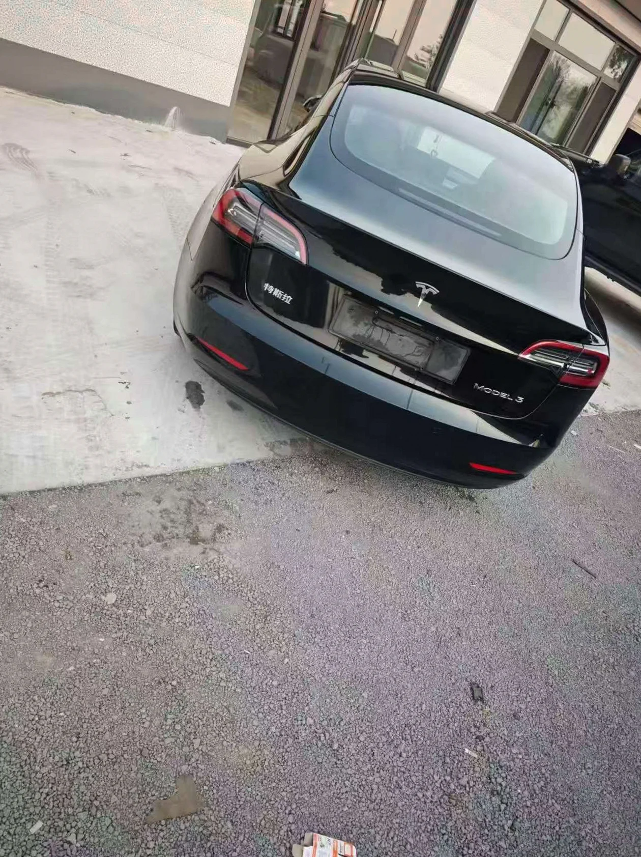 特斯拉MODEL 正面外观二