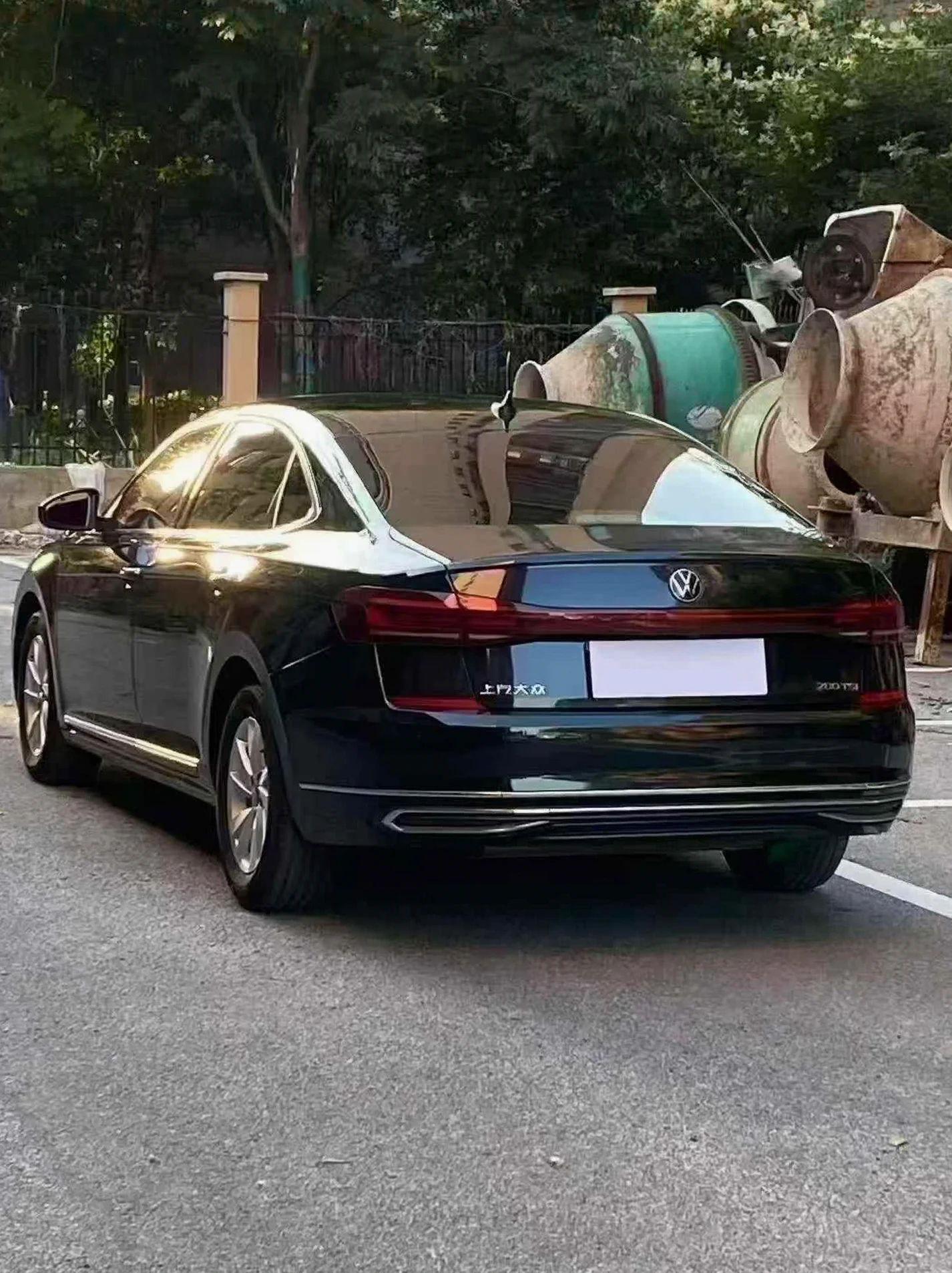 大众帕萨特 后面外观二