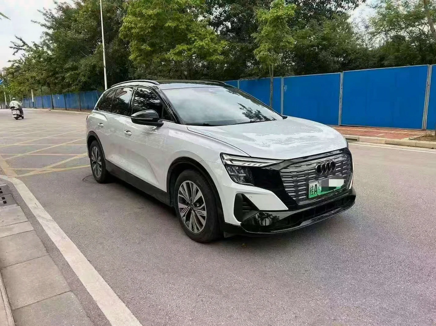 奥迪Q5 正面外观二