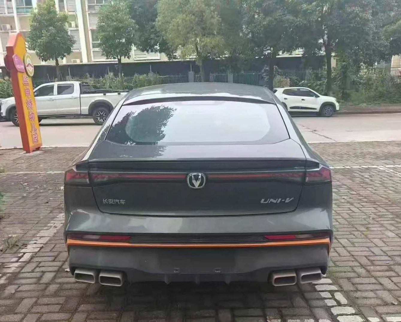 长安汽车UNiV 内饰前排