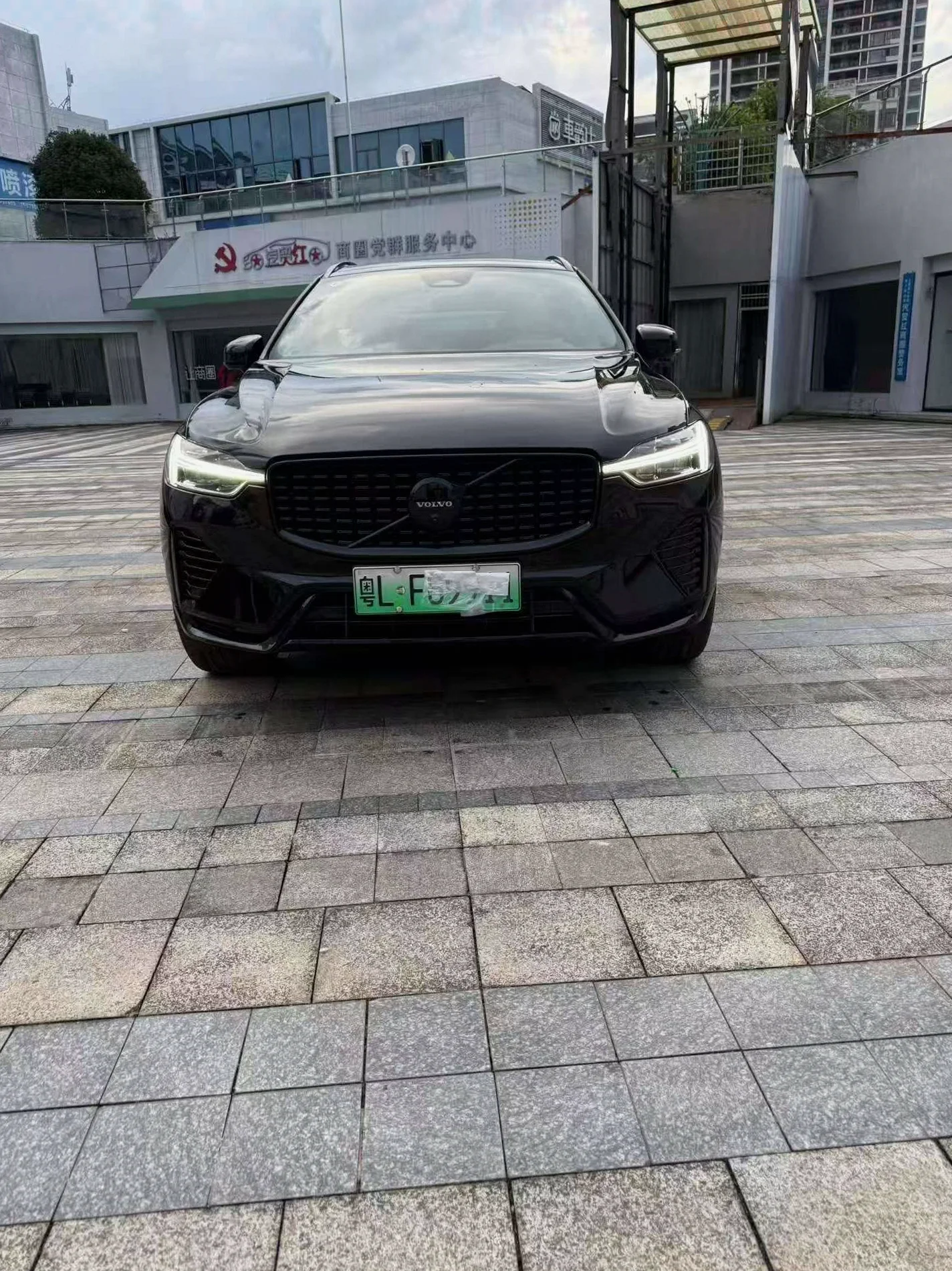 25款沃尔沃XC60新能源T8智远极夜版