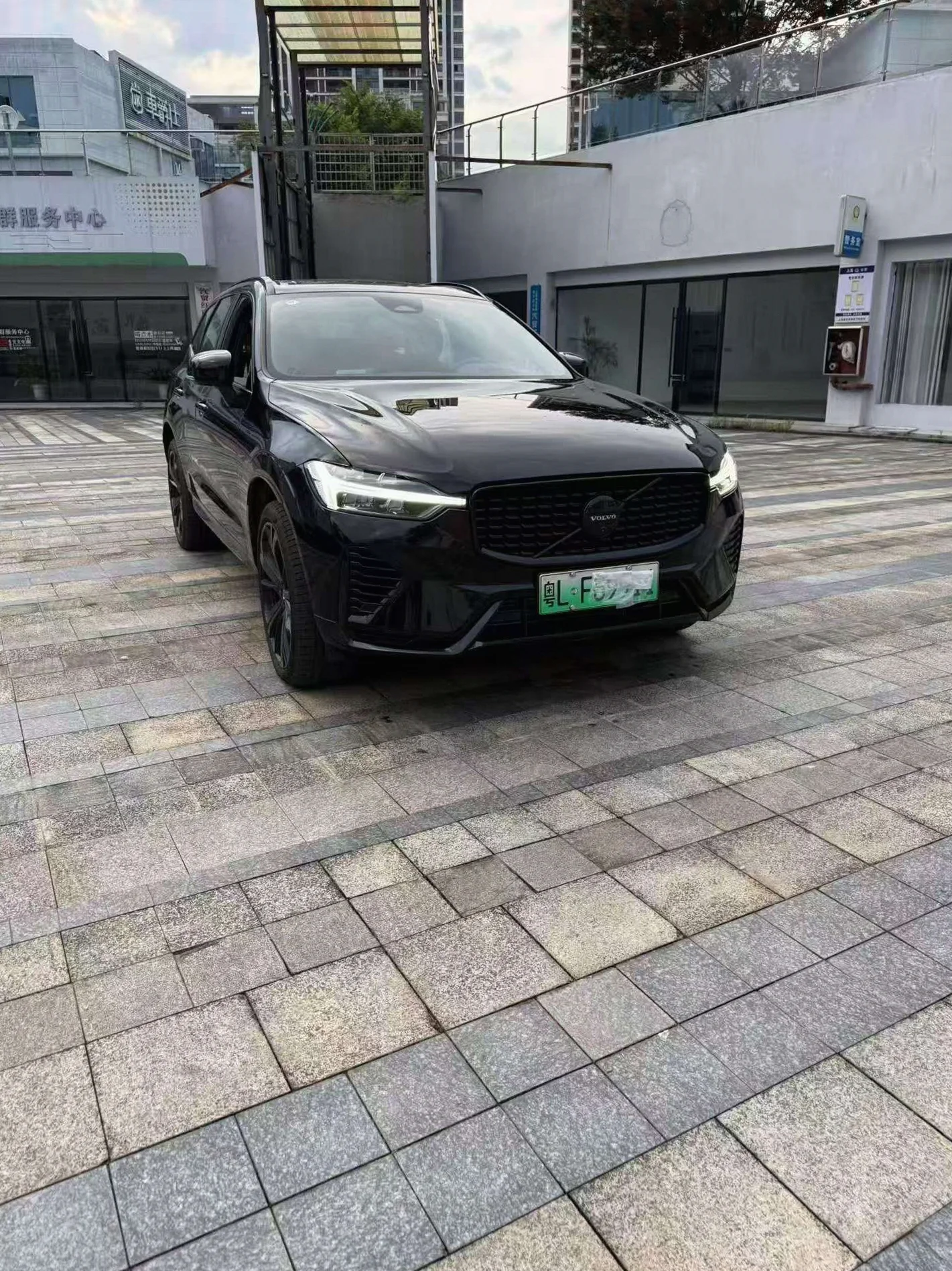 沃尔沃XC60 正面外观二