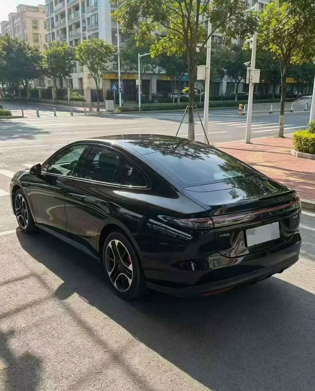 埃安RT 后面外观三