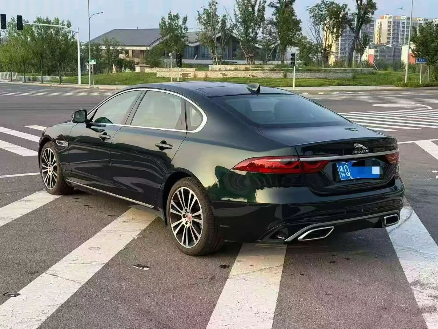 捷豹XFL 后面外观三