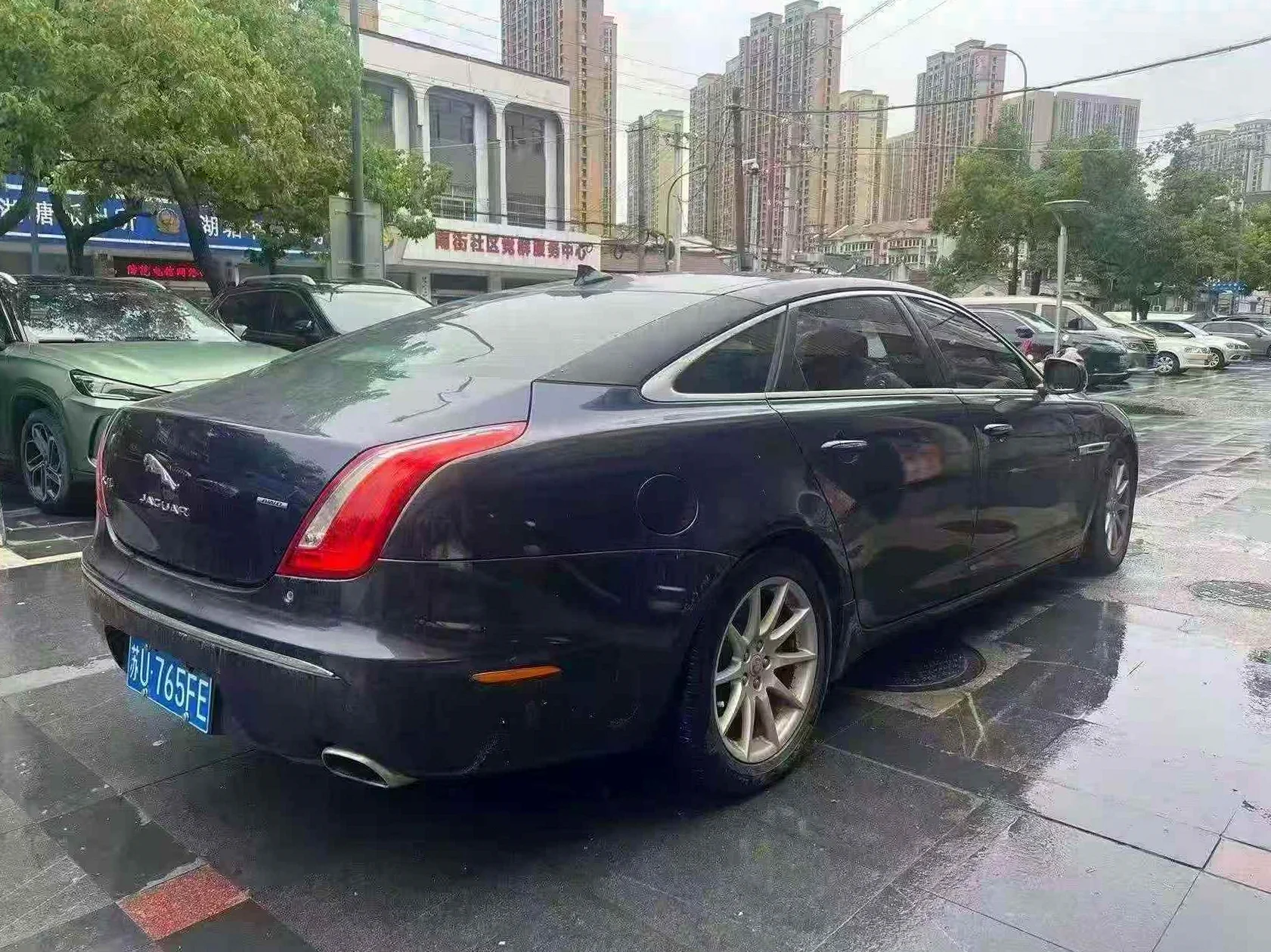 捷豹XJL 驾驶室
