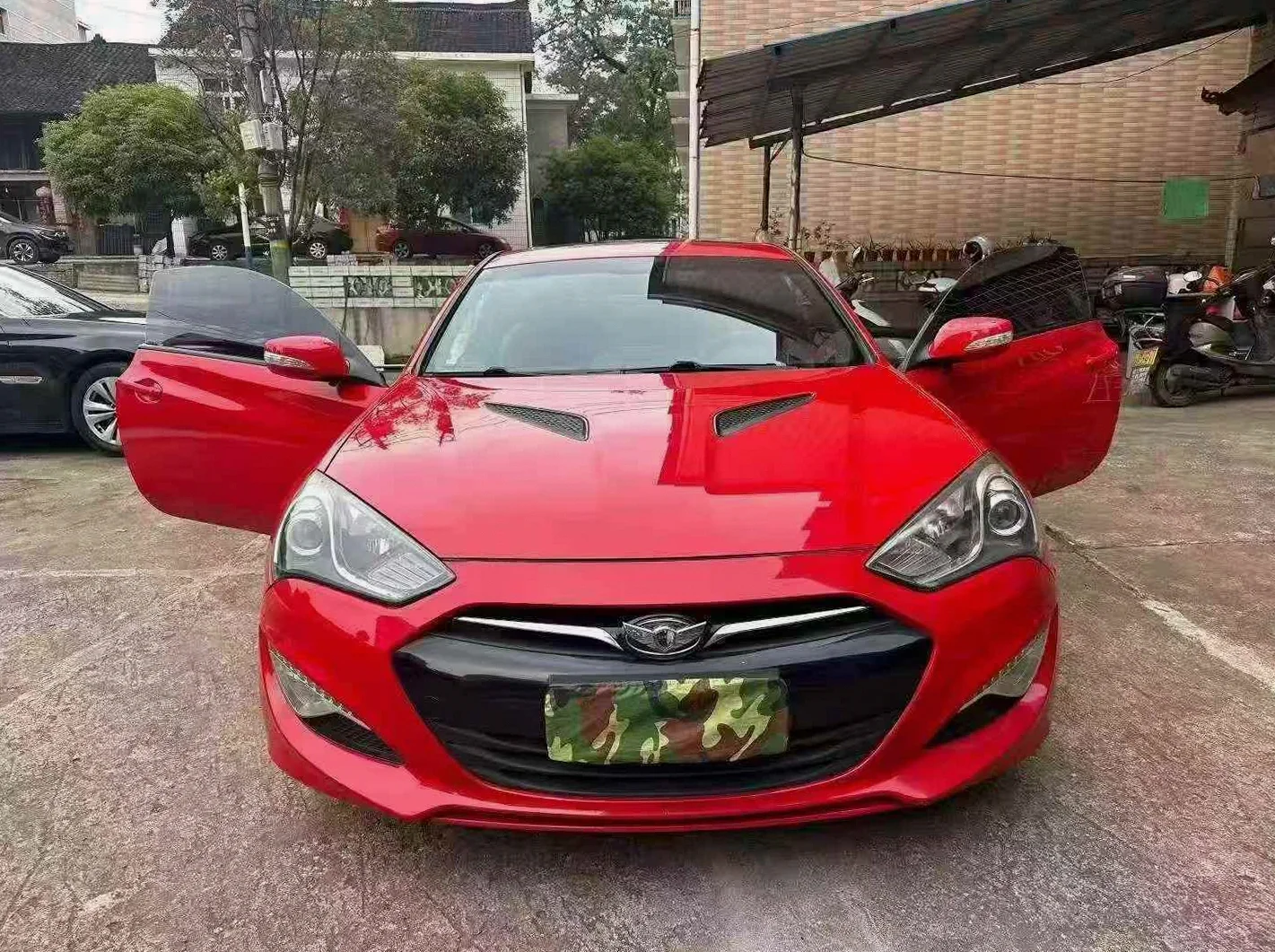 现代酷派 驾驶室