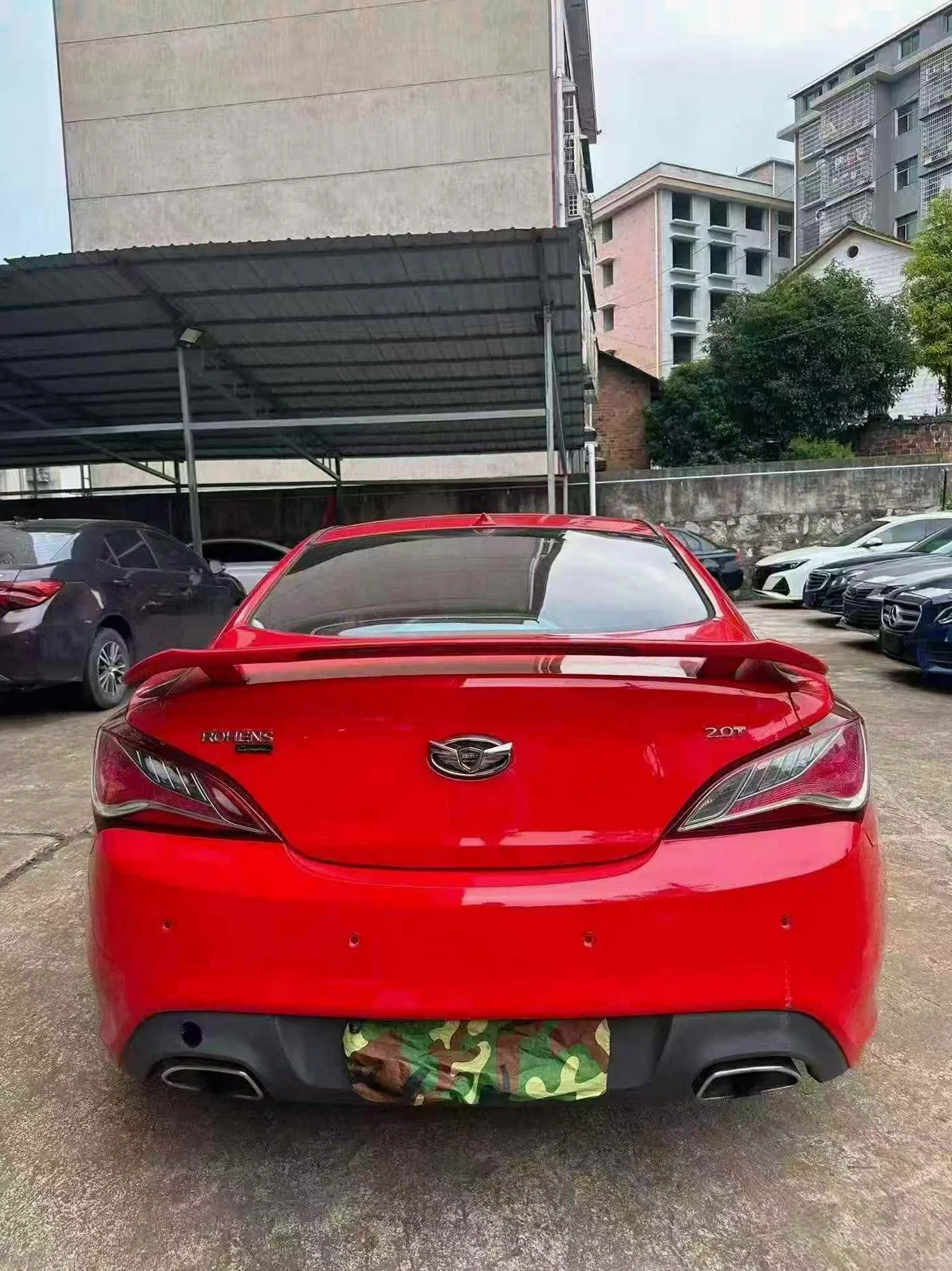 现代酷派 后面外观二