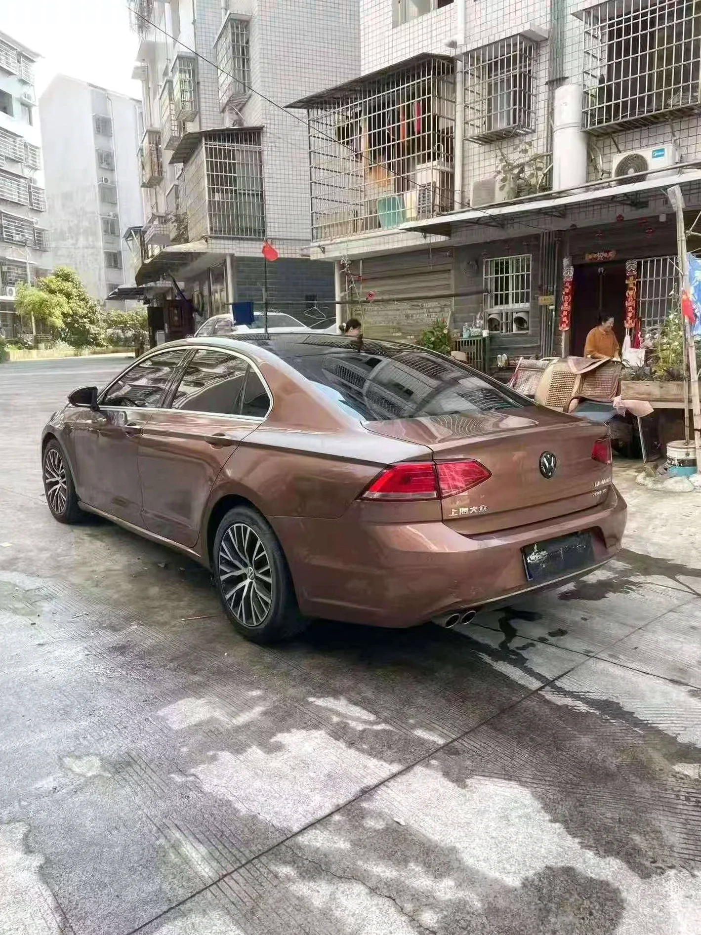 大众凌渡 后面外观一