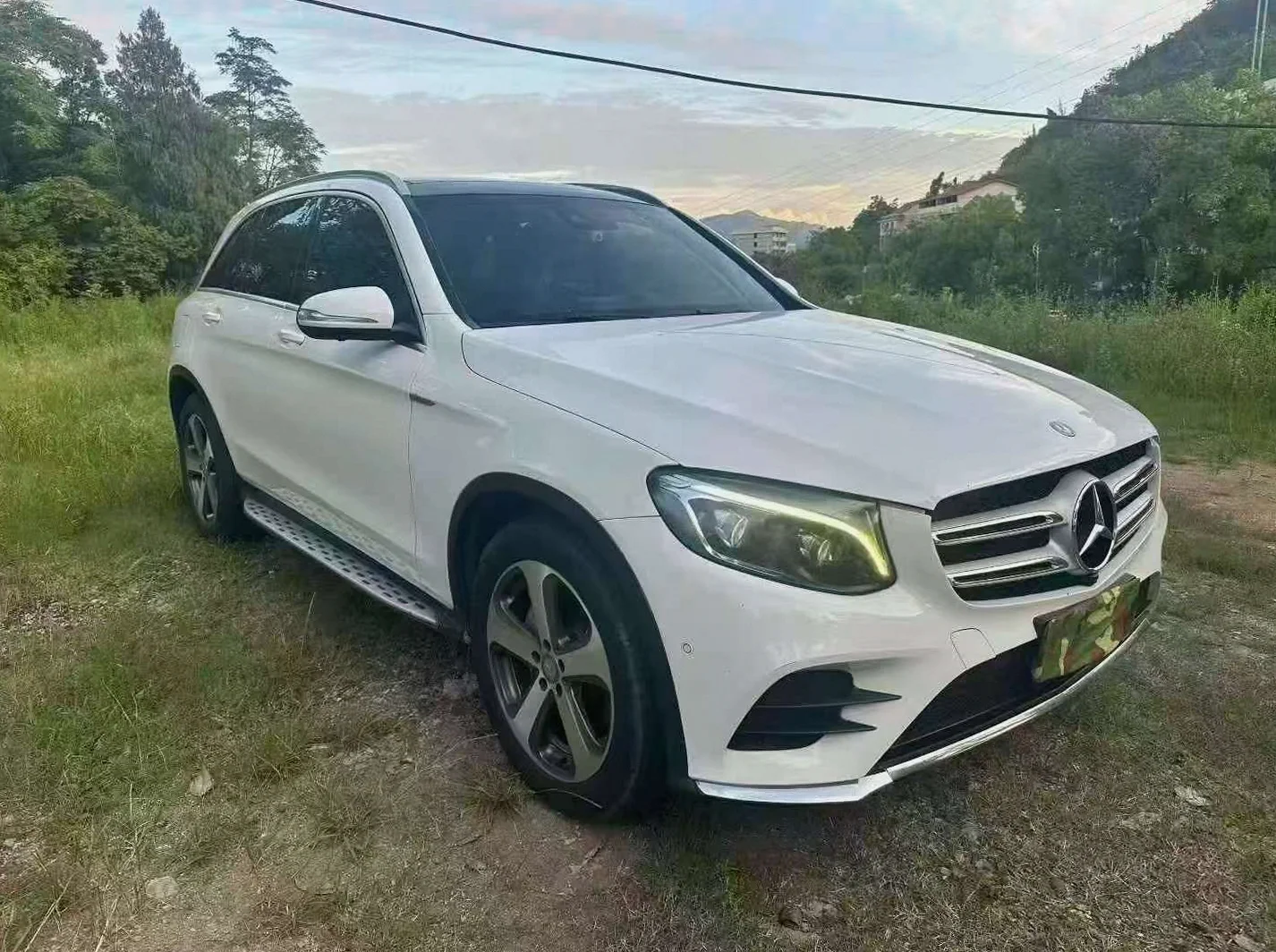 奔驰GLC 正面外观二