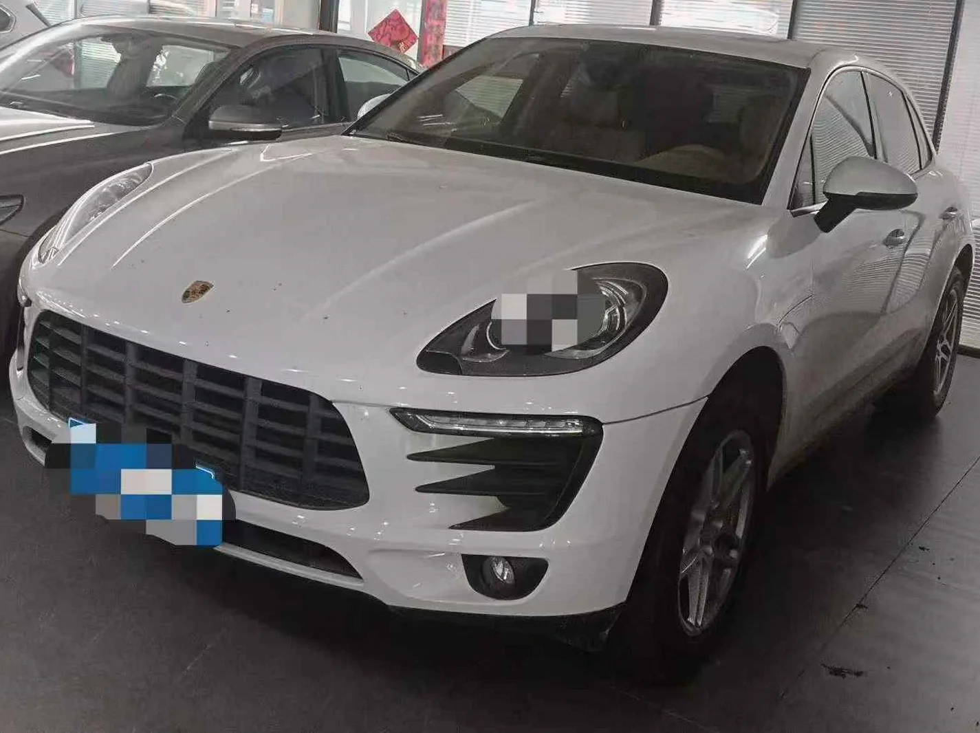 保时捷Macan 正面外观二