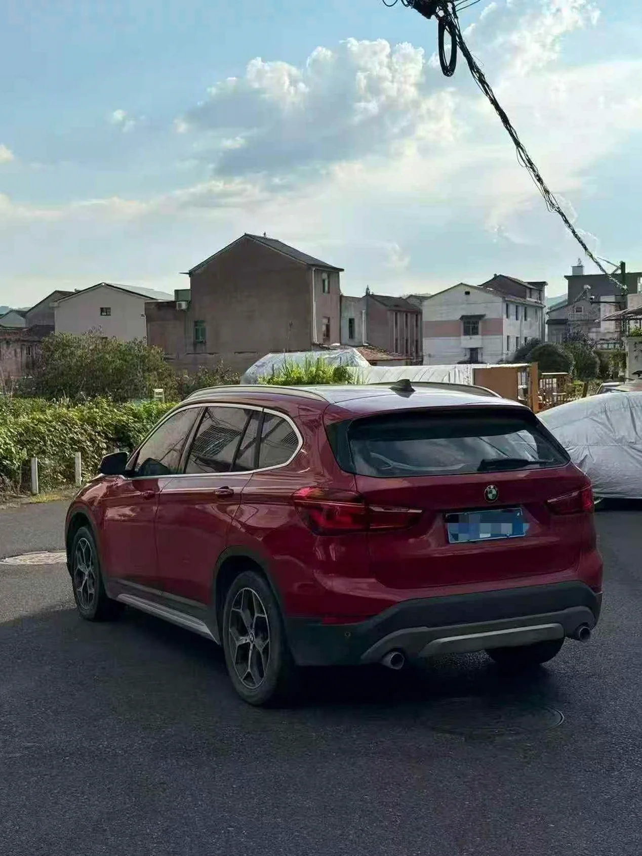 宝马X1 后面外观三