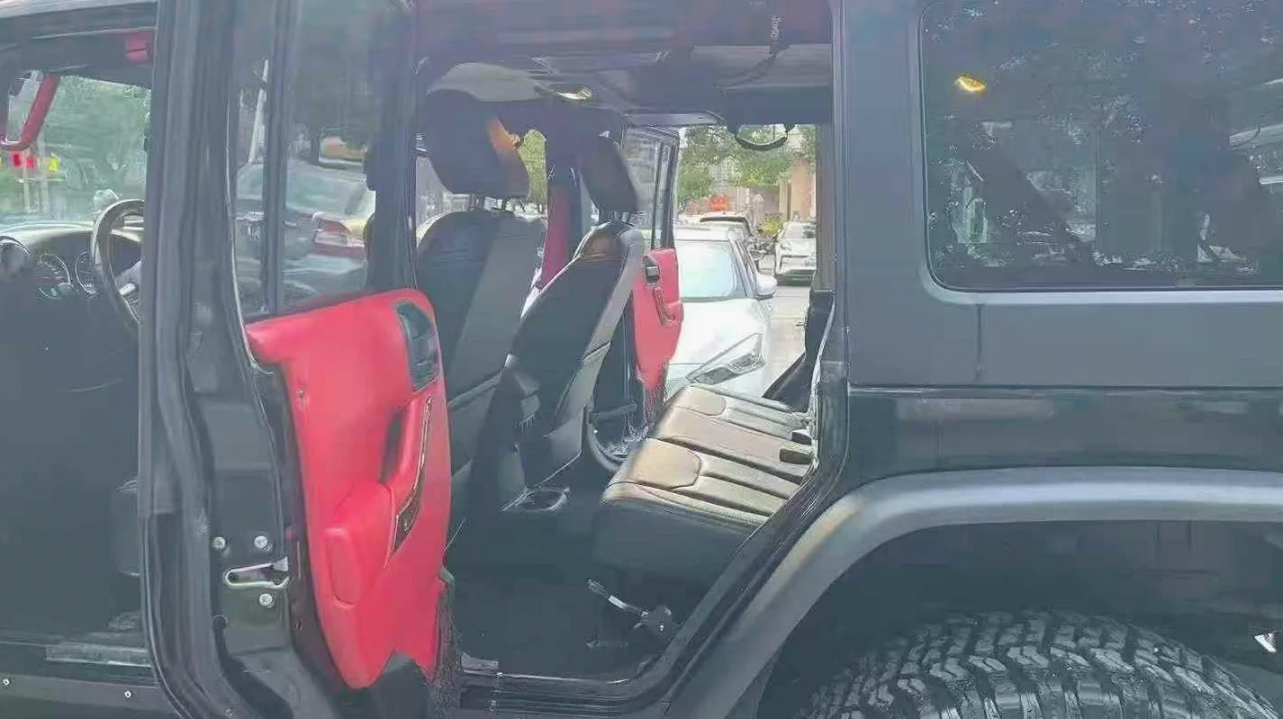 Jeep牧马人 后面外观二