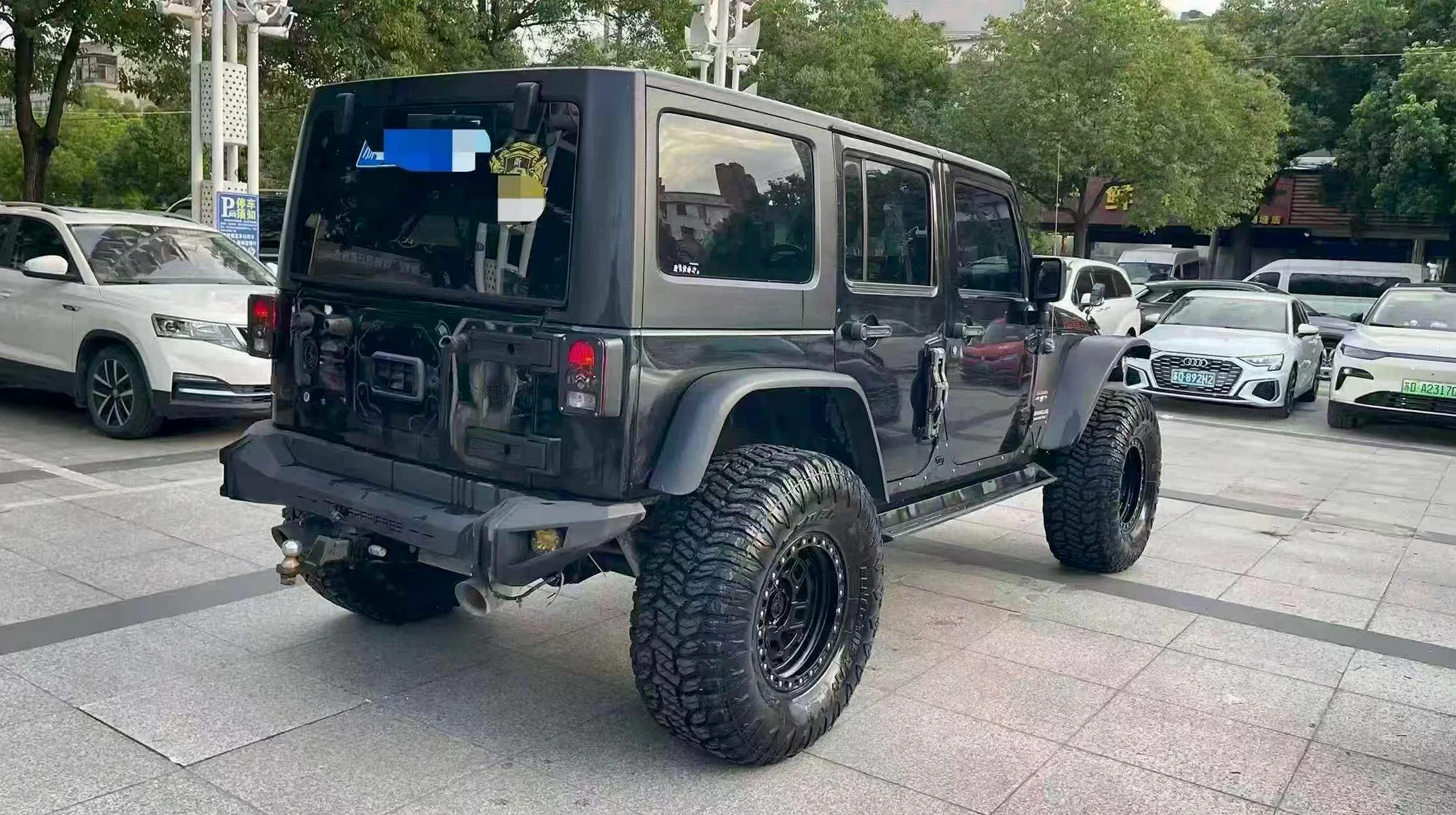 Jeep牧马人 驾驶室