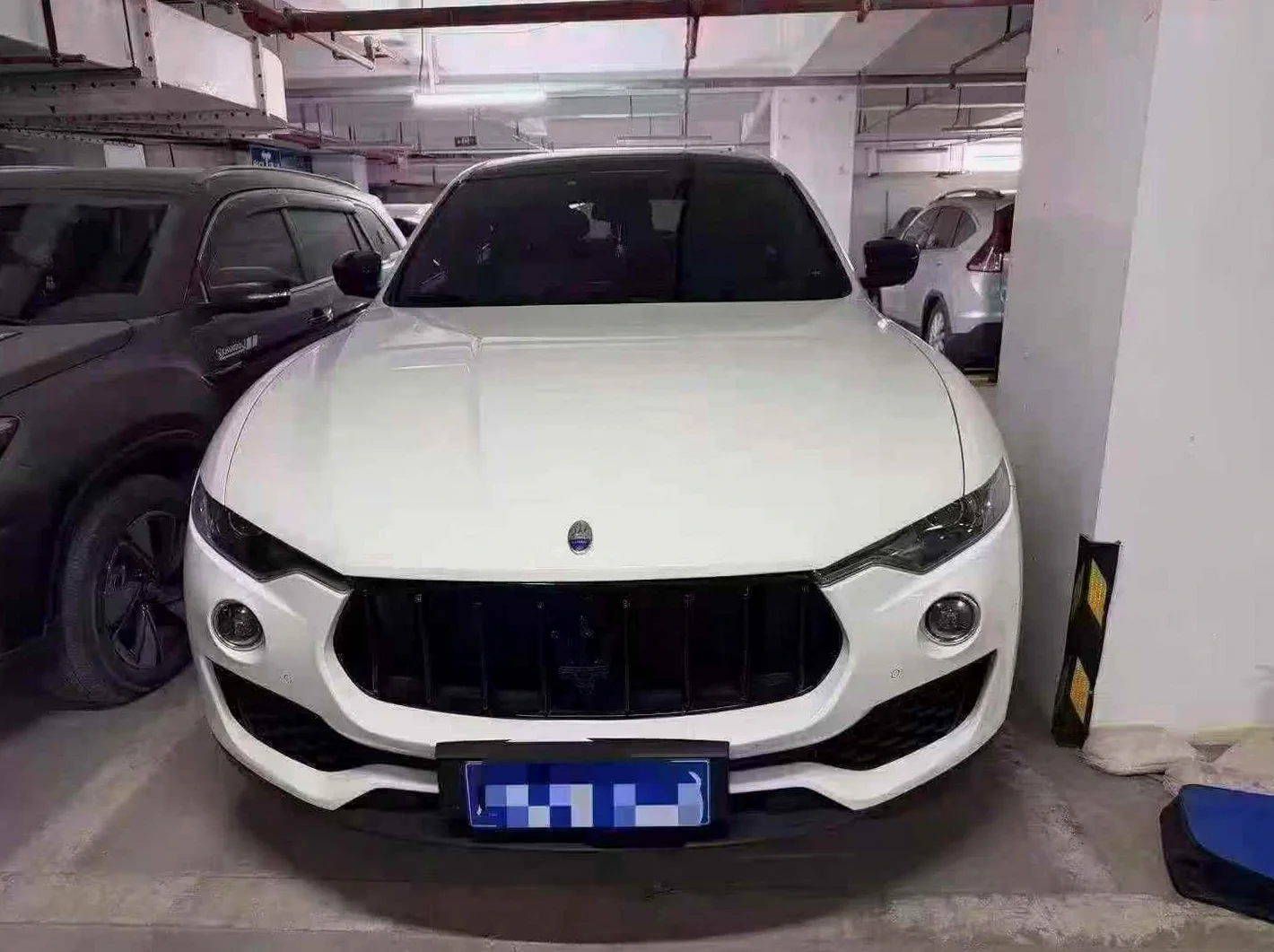 2018款玛莎拉蒂Levante 3.0T