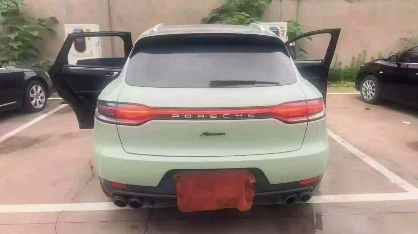 保时捷Macan 正面外观二