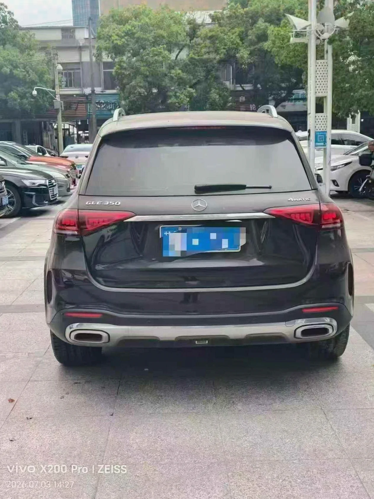 奔驰GLE 内饰后排