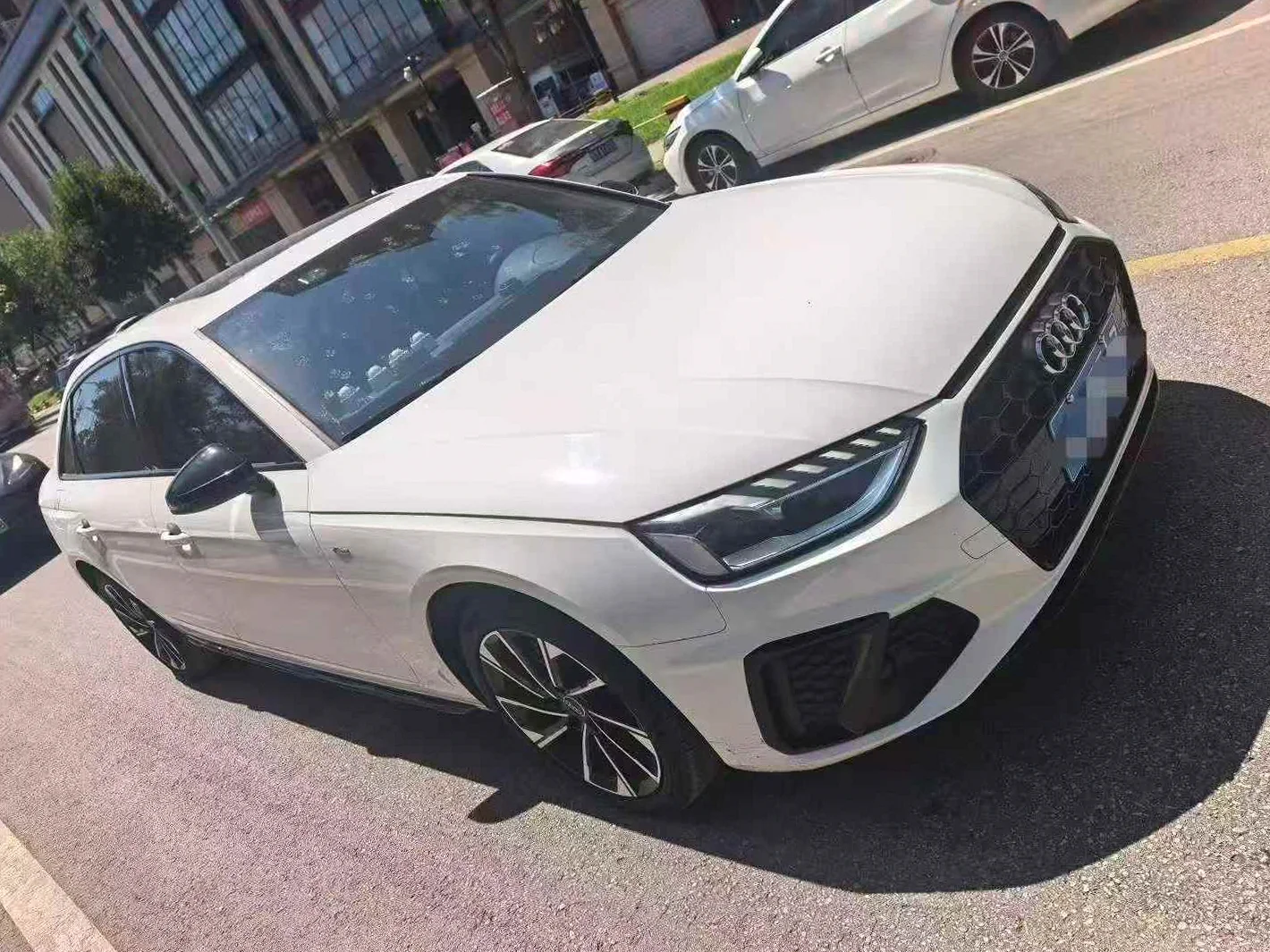奥迪A4L 正面外观二