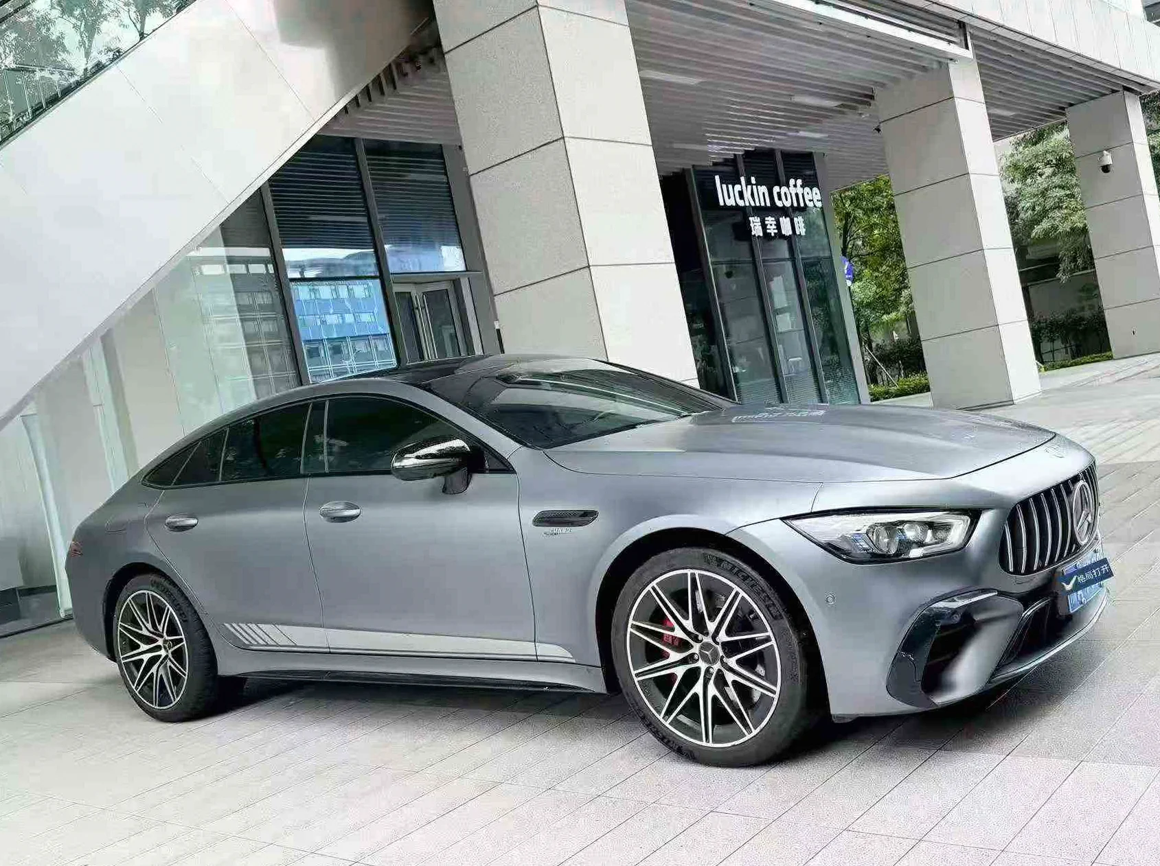 准23年奔驰AMG GT50四驱