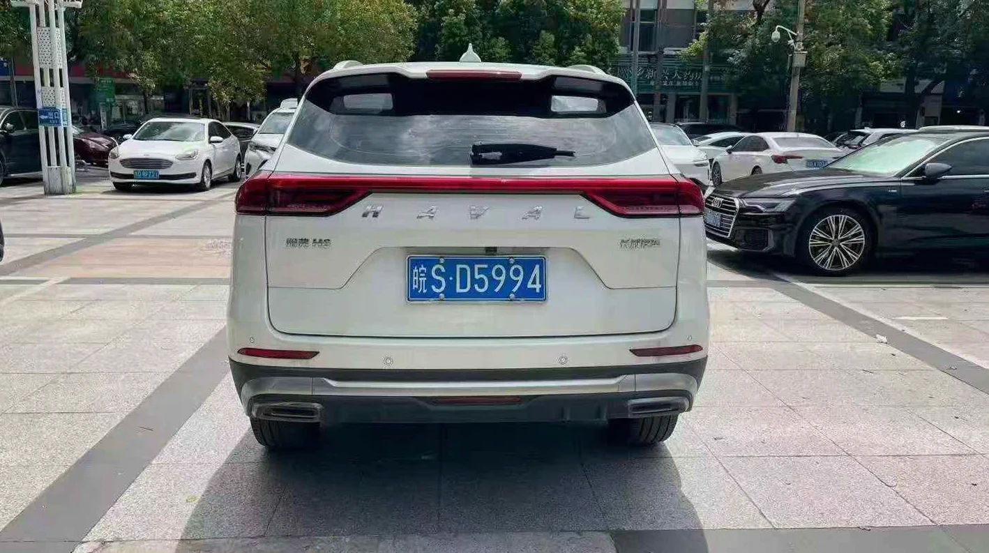 哈弗H6 后面外观一