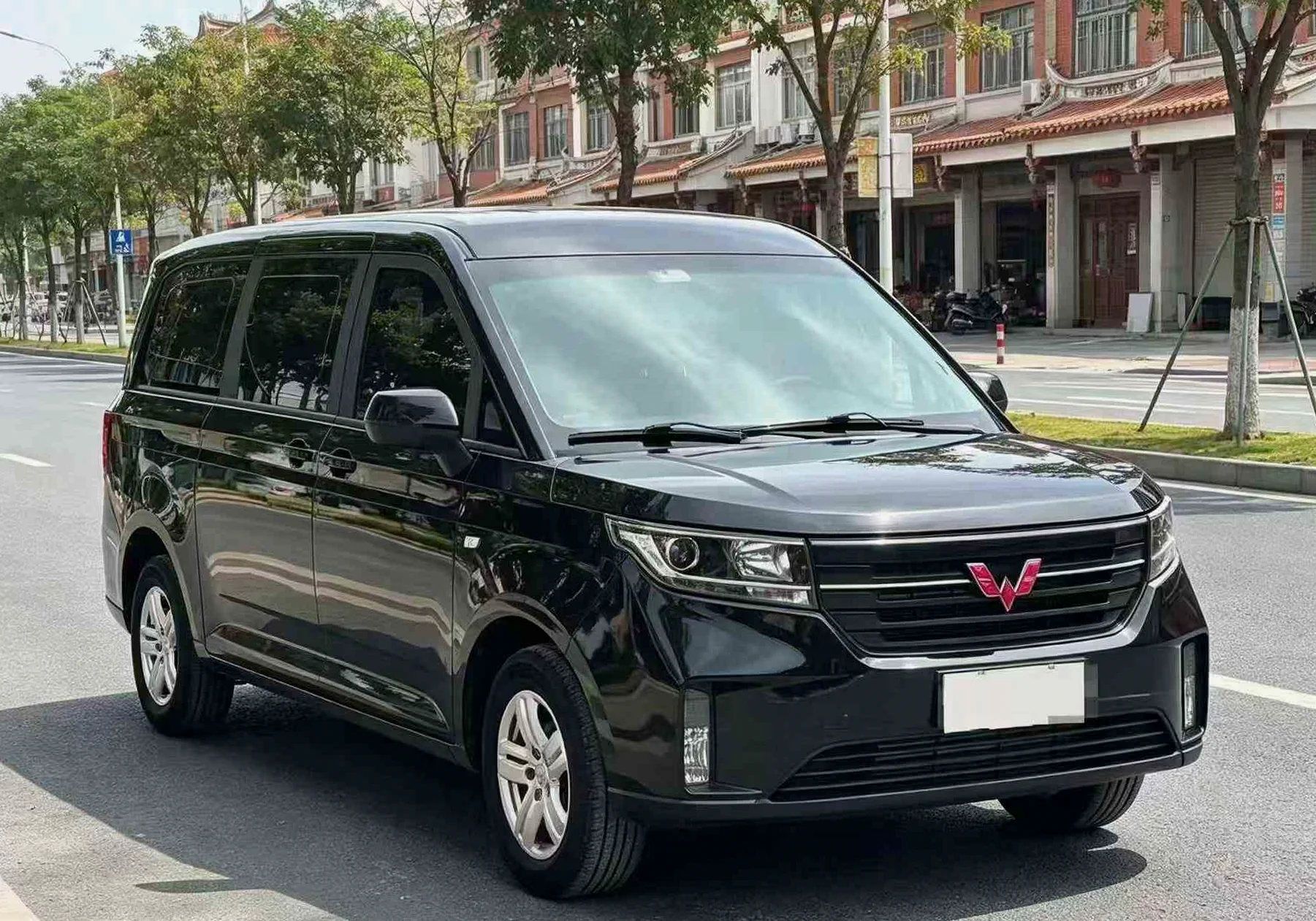 五菱汽车征程 正面外观三
