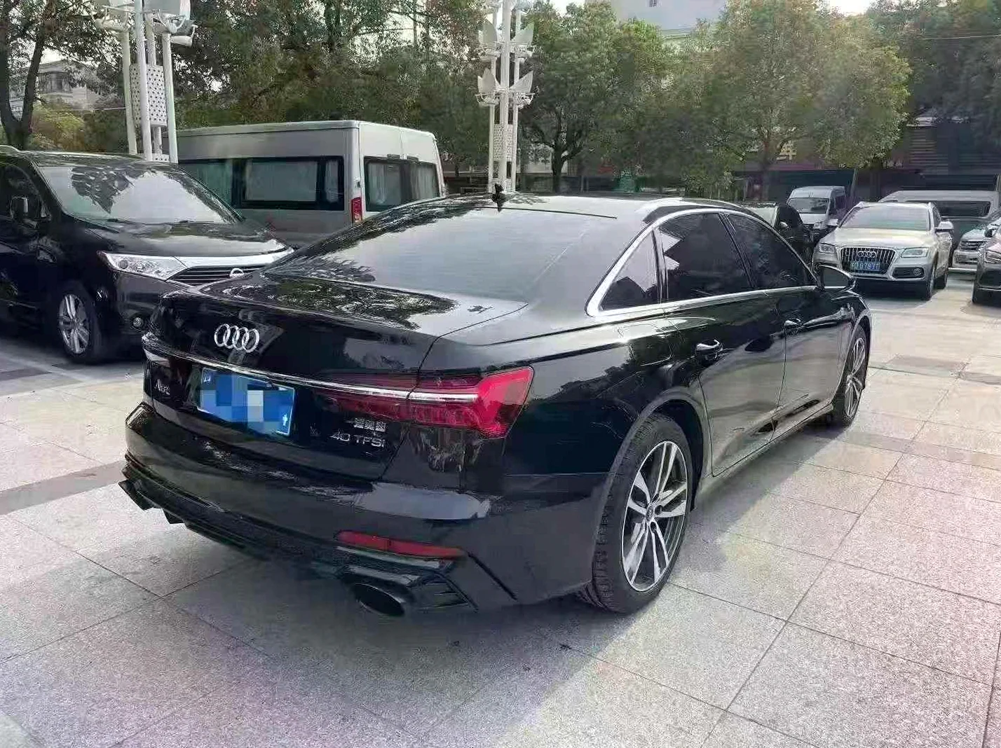 奥迪A6L 驾驶室